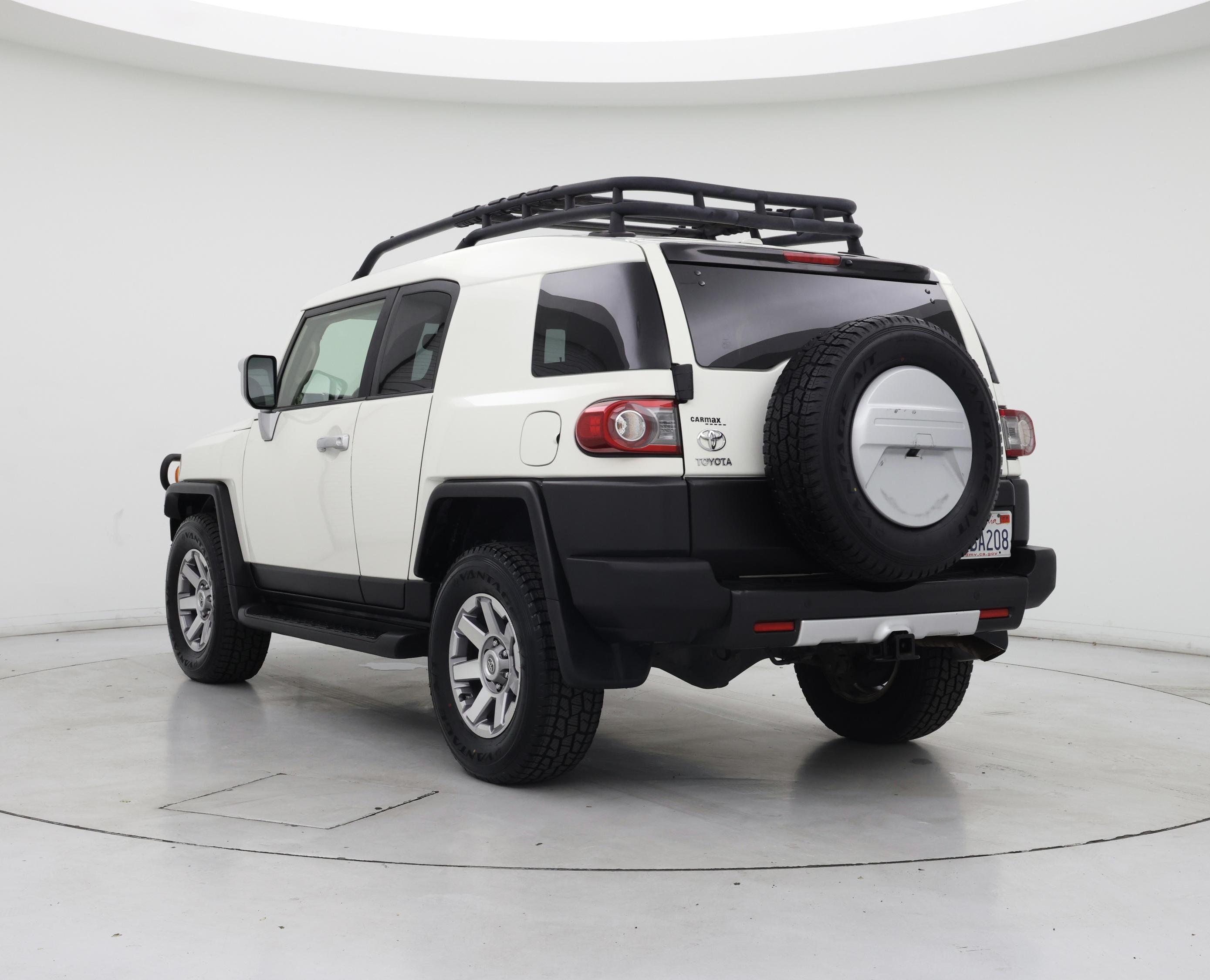 Thumbnail: 2014 Toyota FJ Cruiser - 2