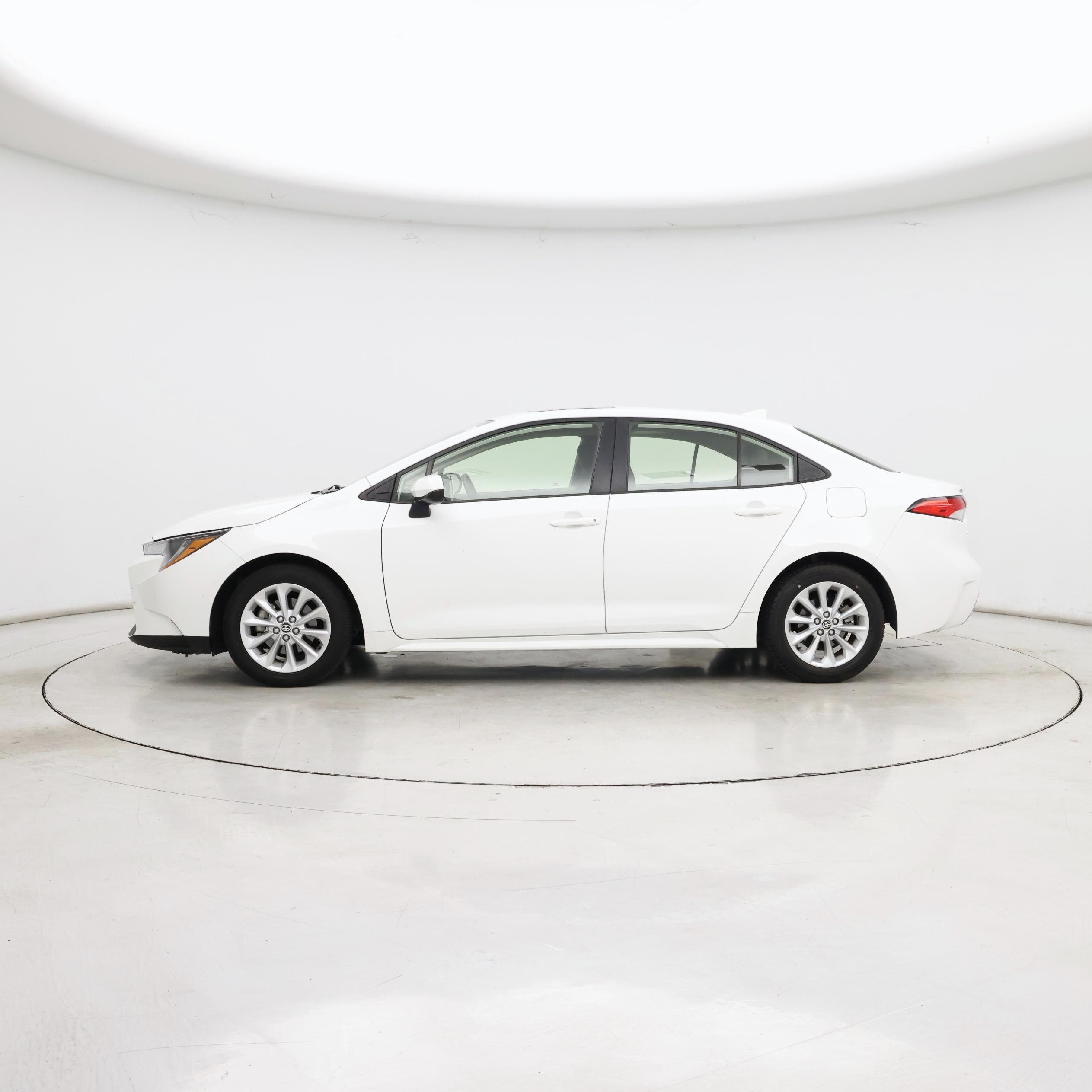 Thumbnail: 2020 Toyota Corolla - 3