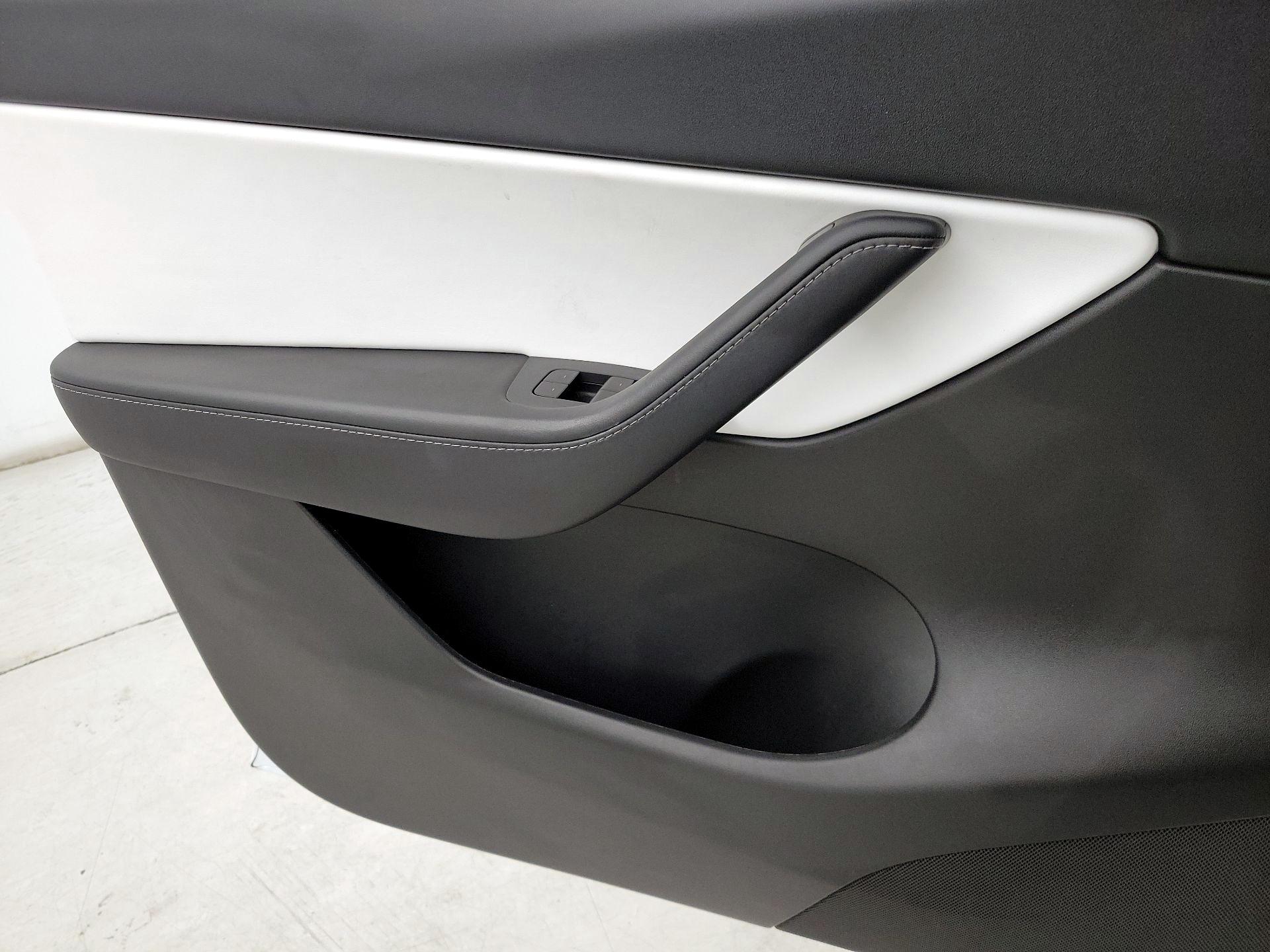 Thumbnail: 2021 Tesla Model Y - 12