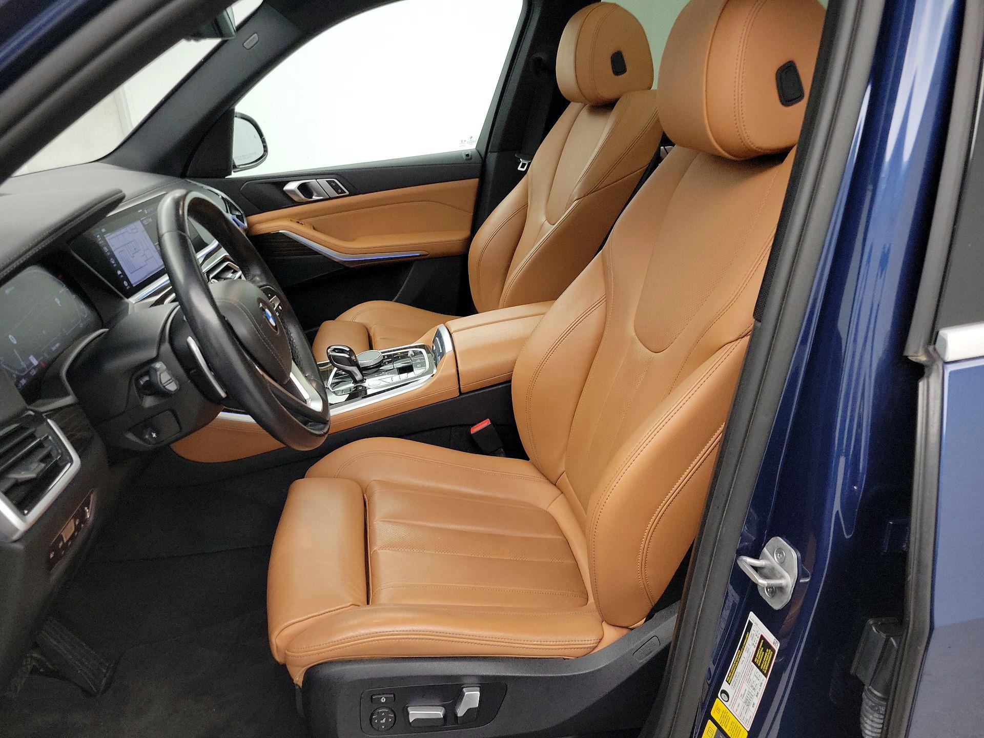 Thumbnail: 2021 BMW X5 - 11