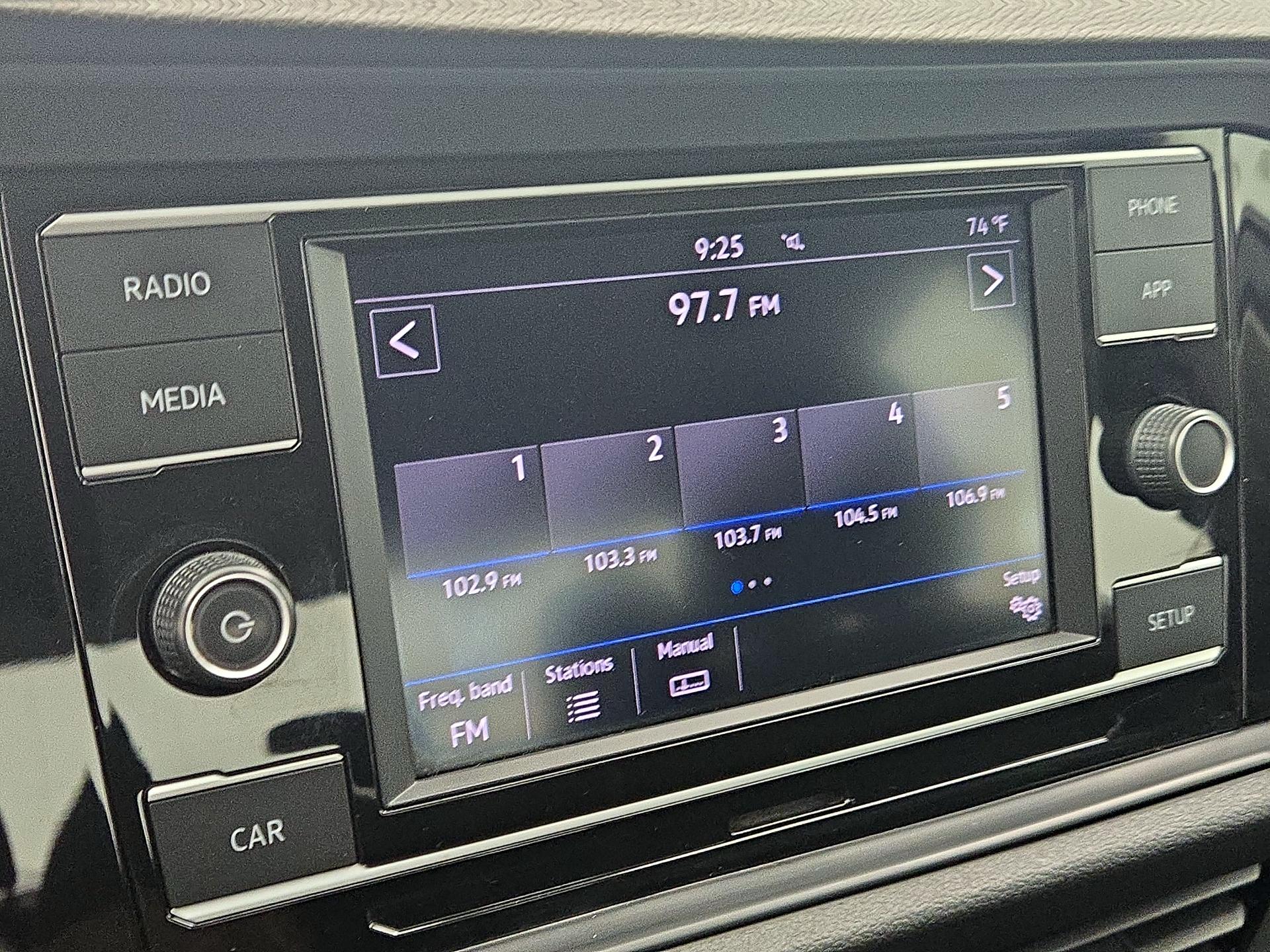 Thumbnail: 2019 Volkswagen Jetta - 14