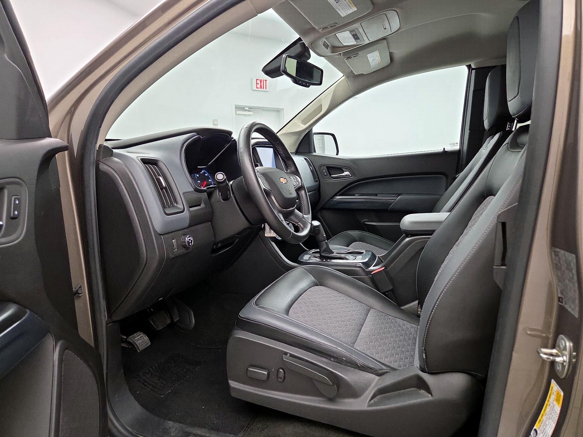 Thumbnail: 2015 Chevrolet Colorado - 11