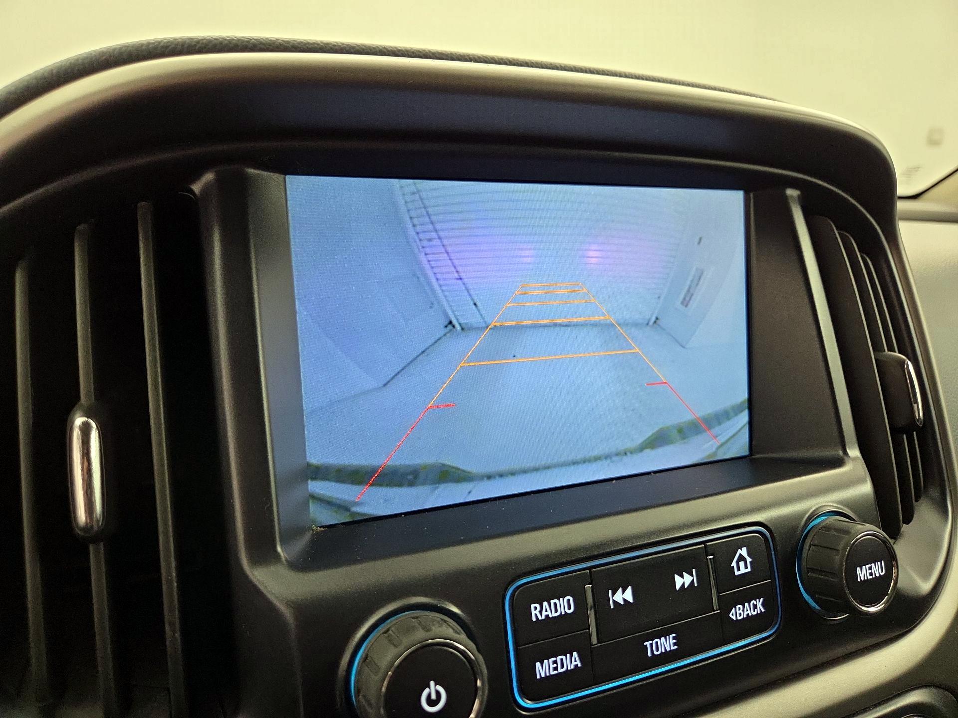 Thumbnail: 2015 Chevrolet Colorado - 15