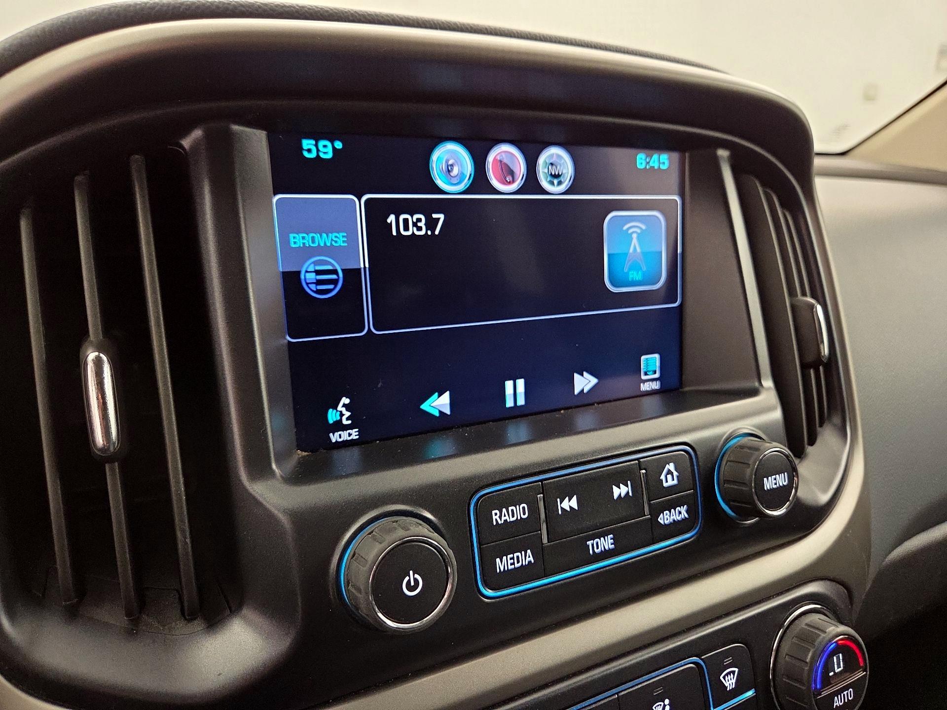 Thumbnail: 2015 Chevrolet Colorado - 16