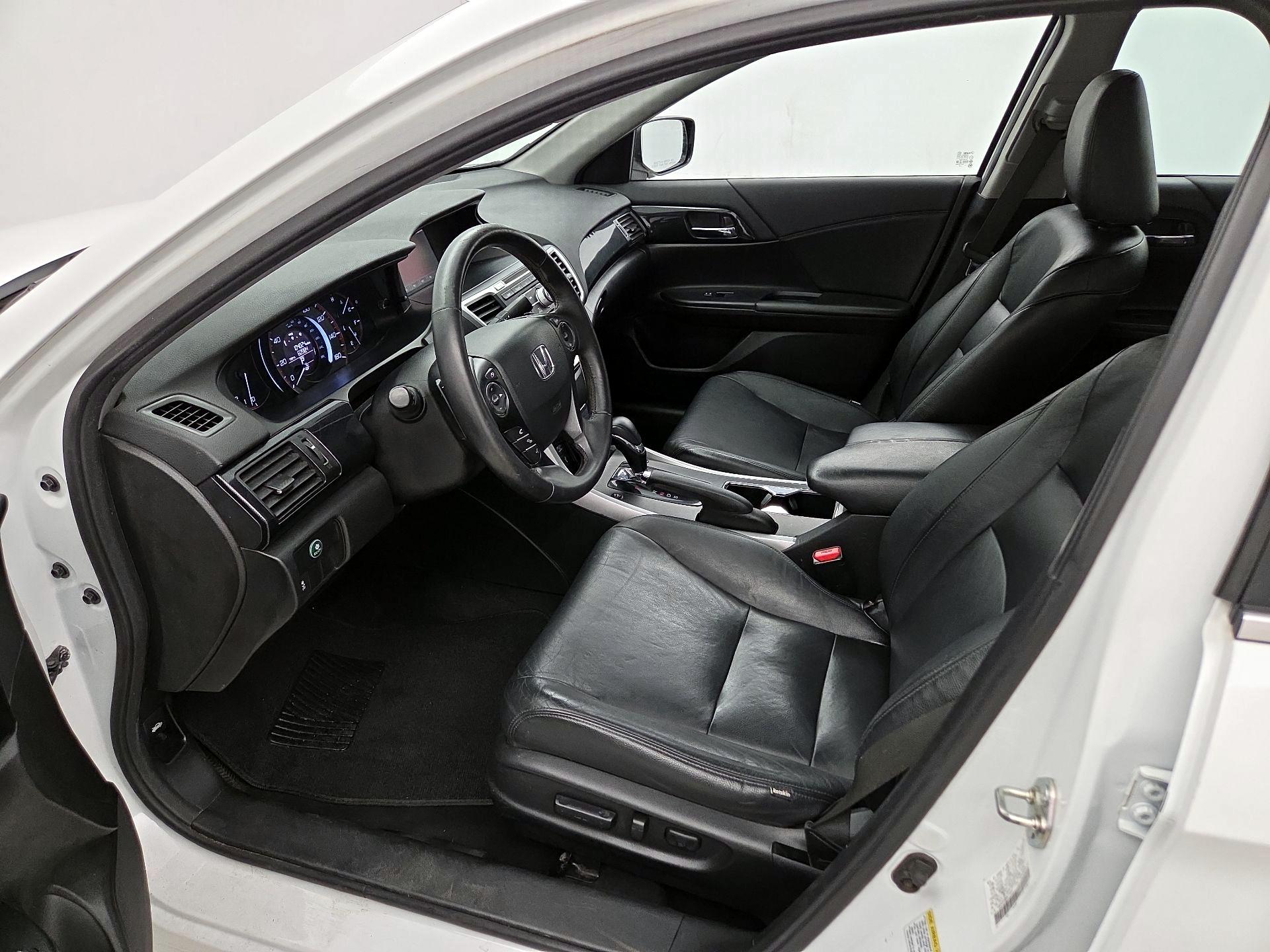 Thumbnail: 2015 Honda Accord - 11