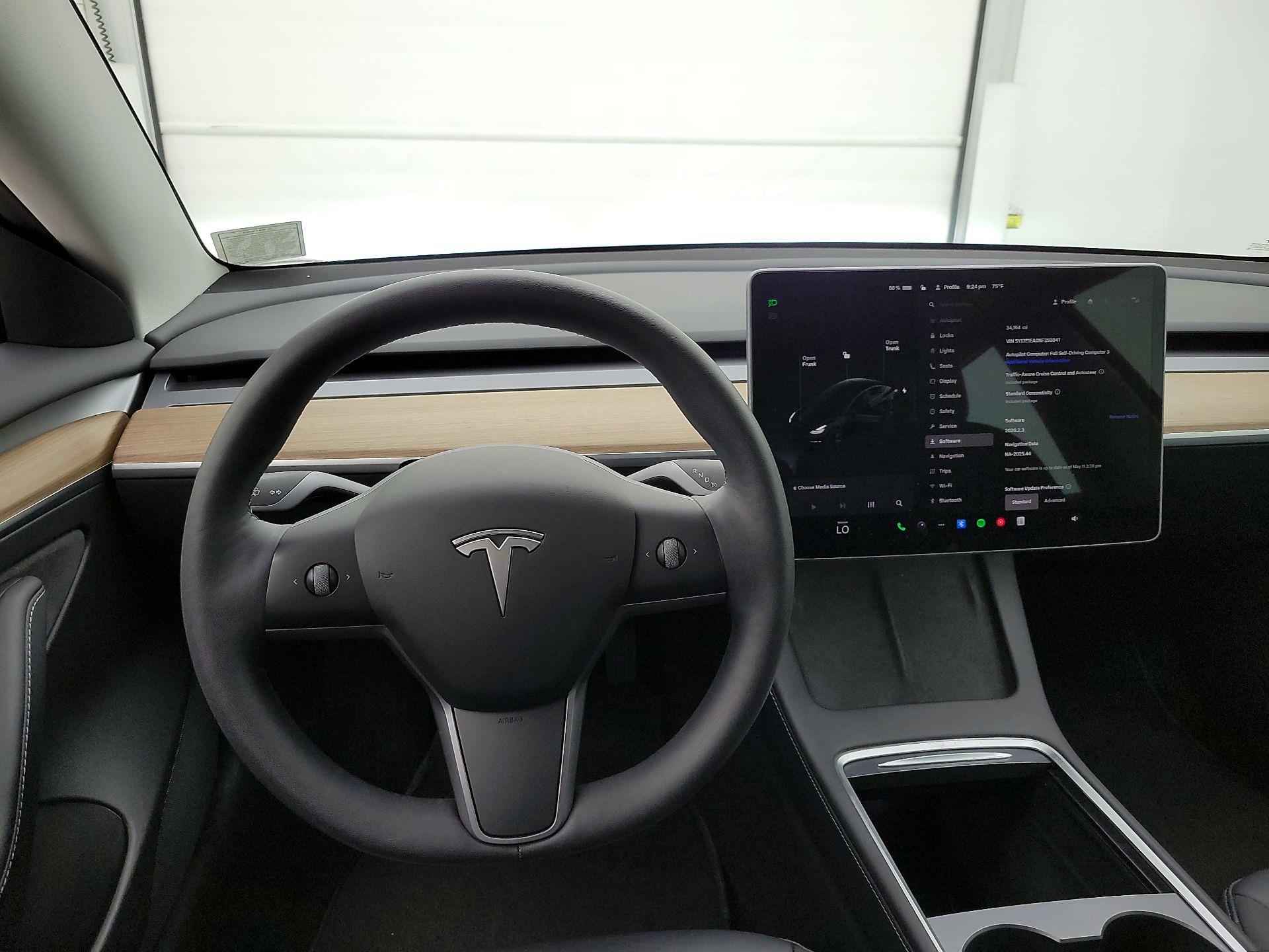 Thumbnail: 2022 Tesla Model 3 - 10