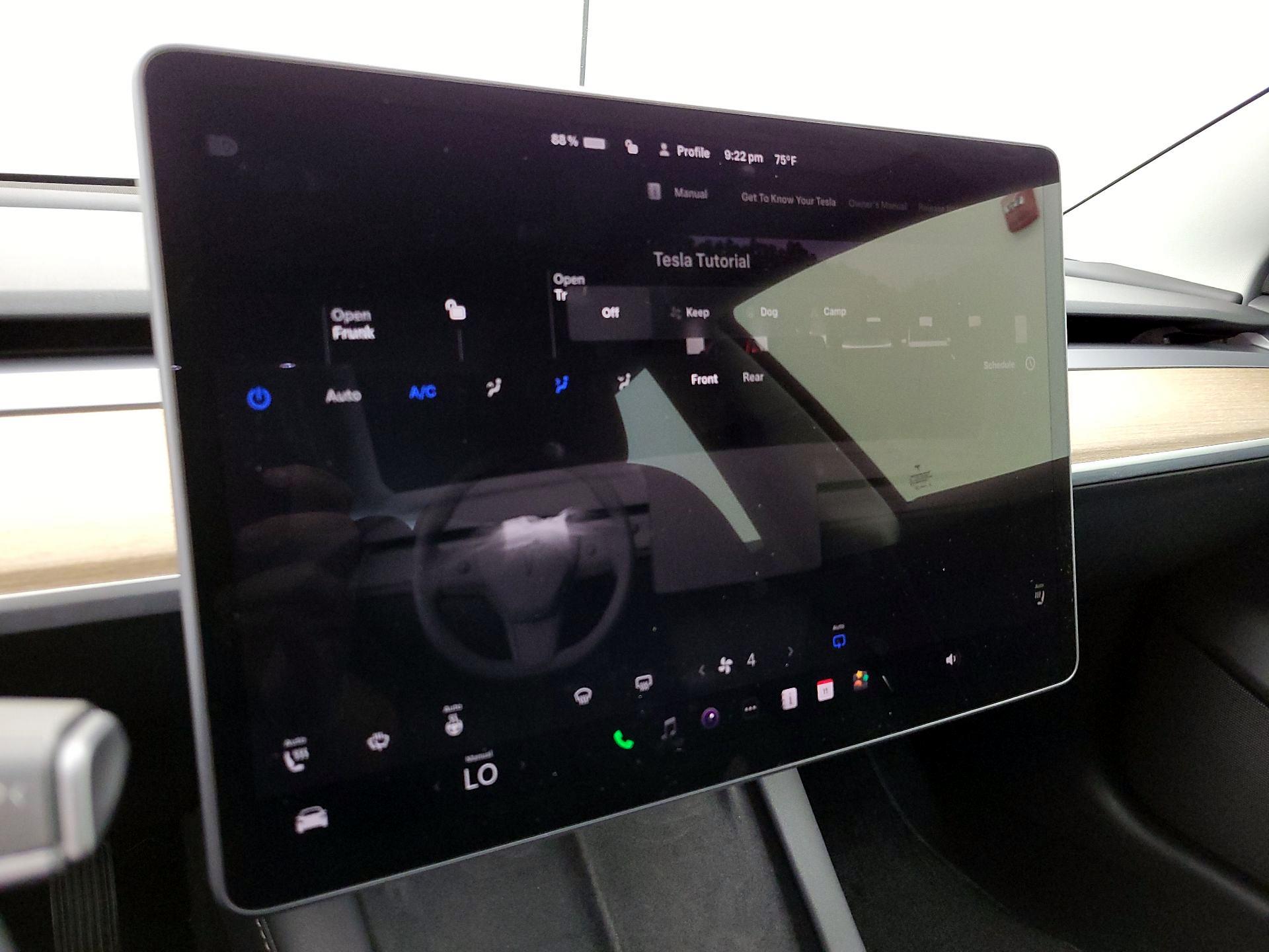 Thumbnail: 2022 Tesla Model 3 - 16