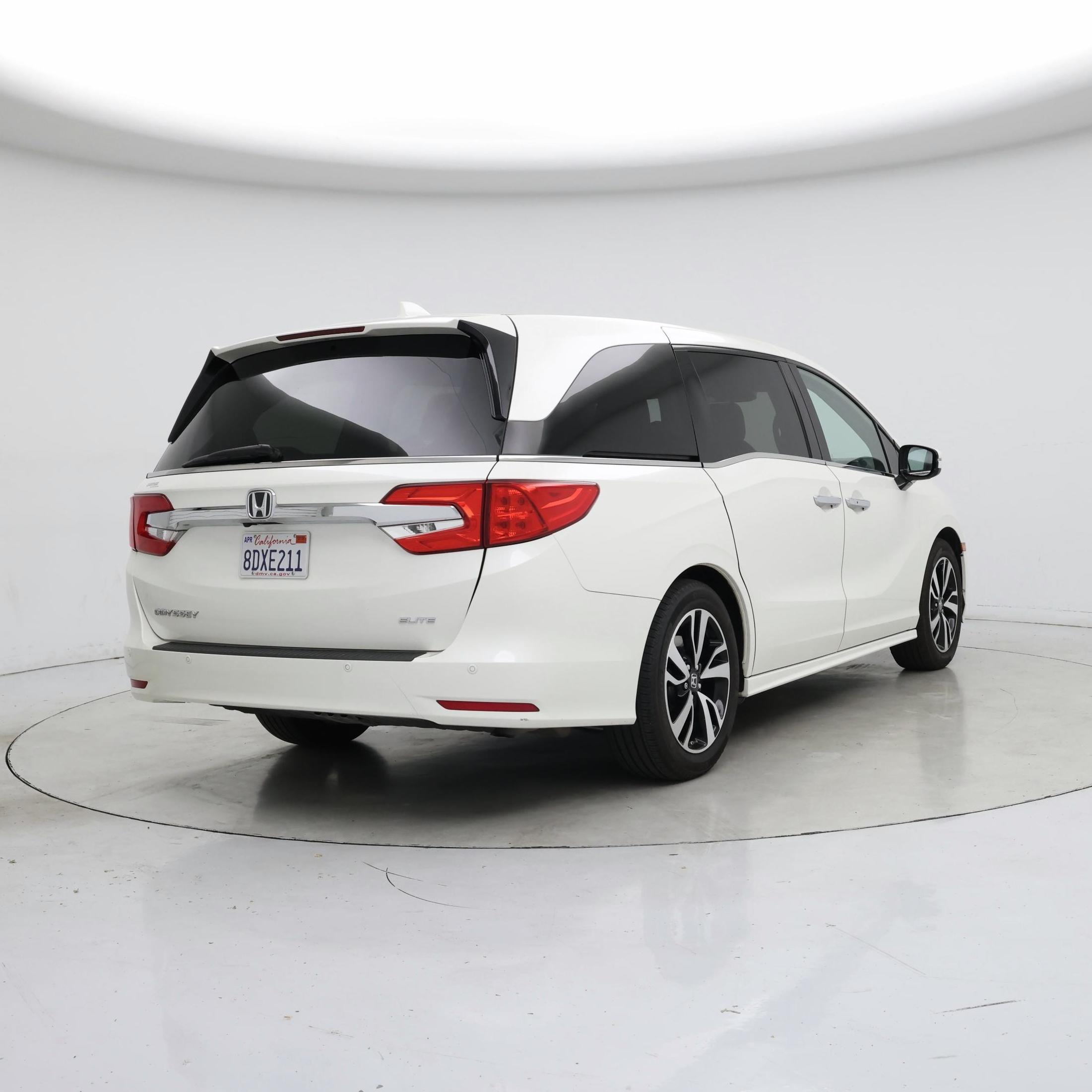 Thumbnail: 2018 Honda Odyssey - 8