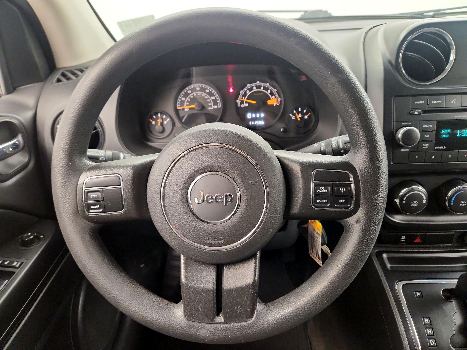 Thumbnail: 2017 Jeep Compass - 10
