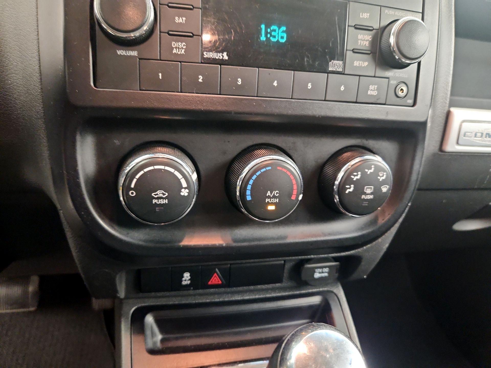 Thumbnail: 2017 Jeep Compass - 14