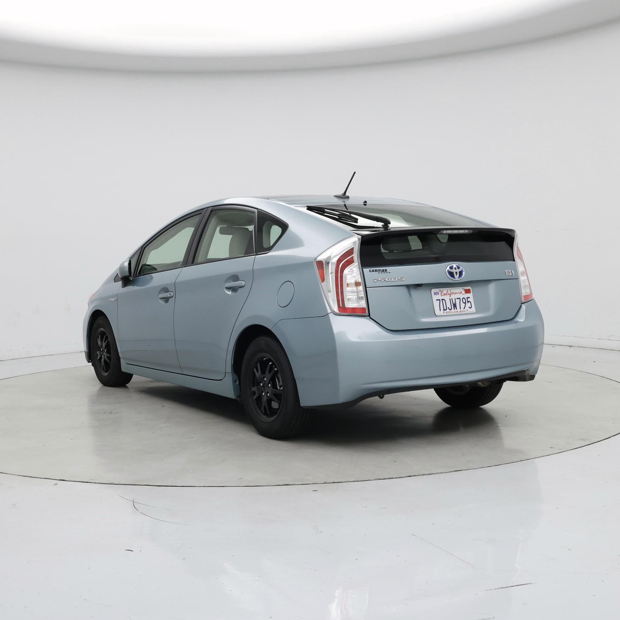 Thumbnail: 2014 Toyota Prius - 2