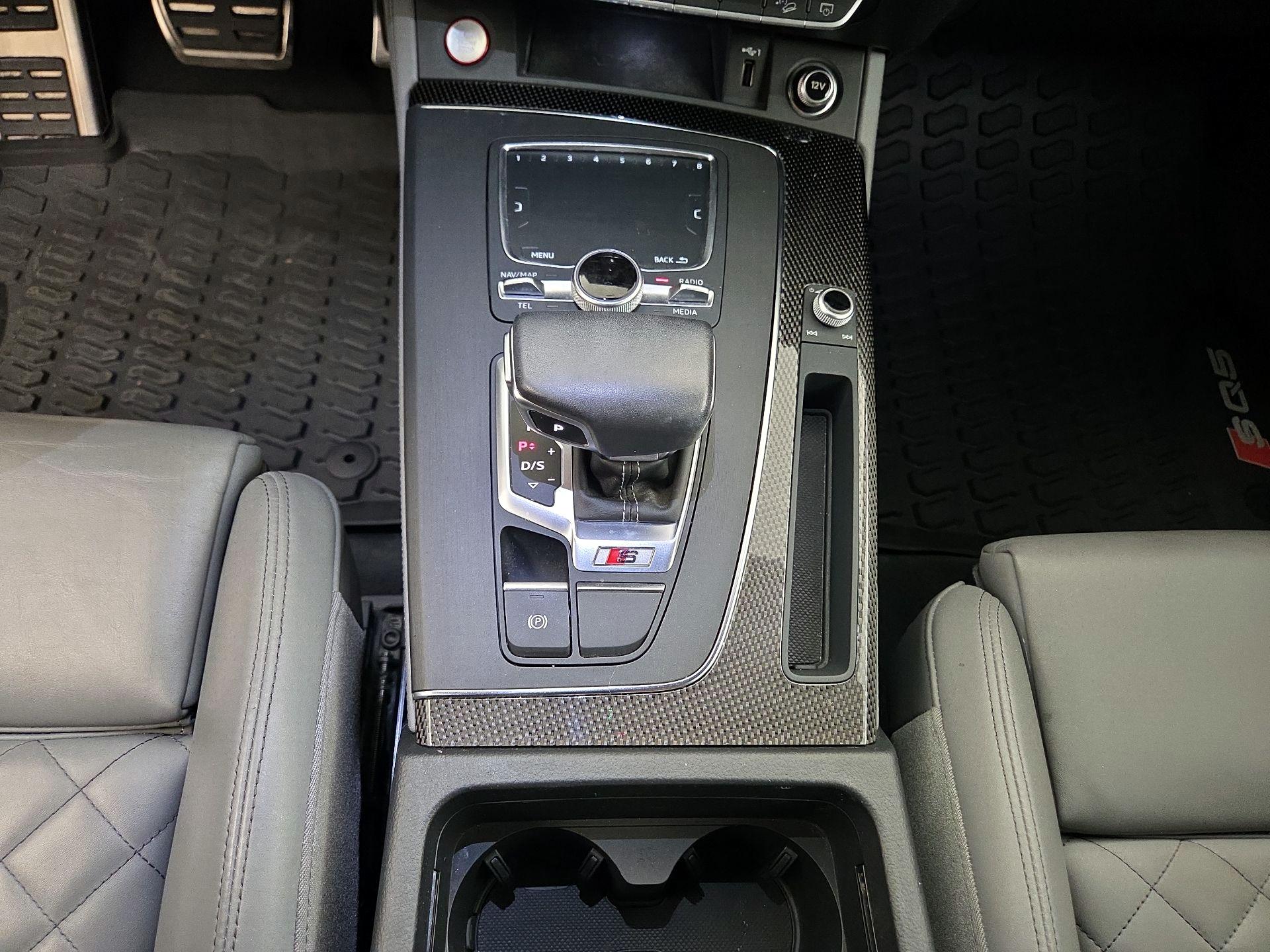 Thumbnail: 2019 Audi SQ5 - 18