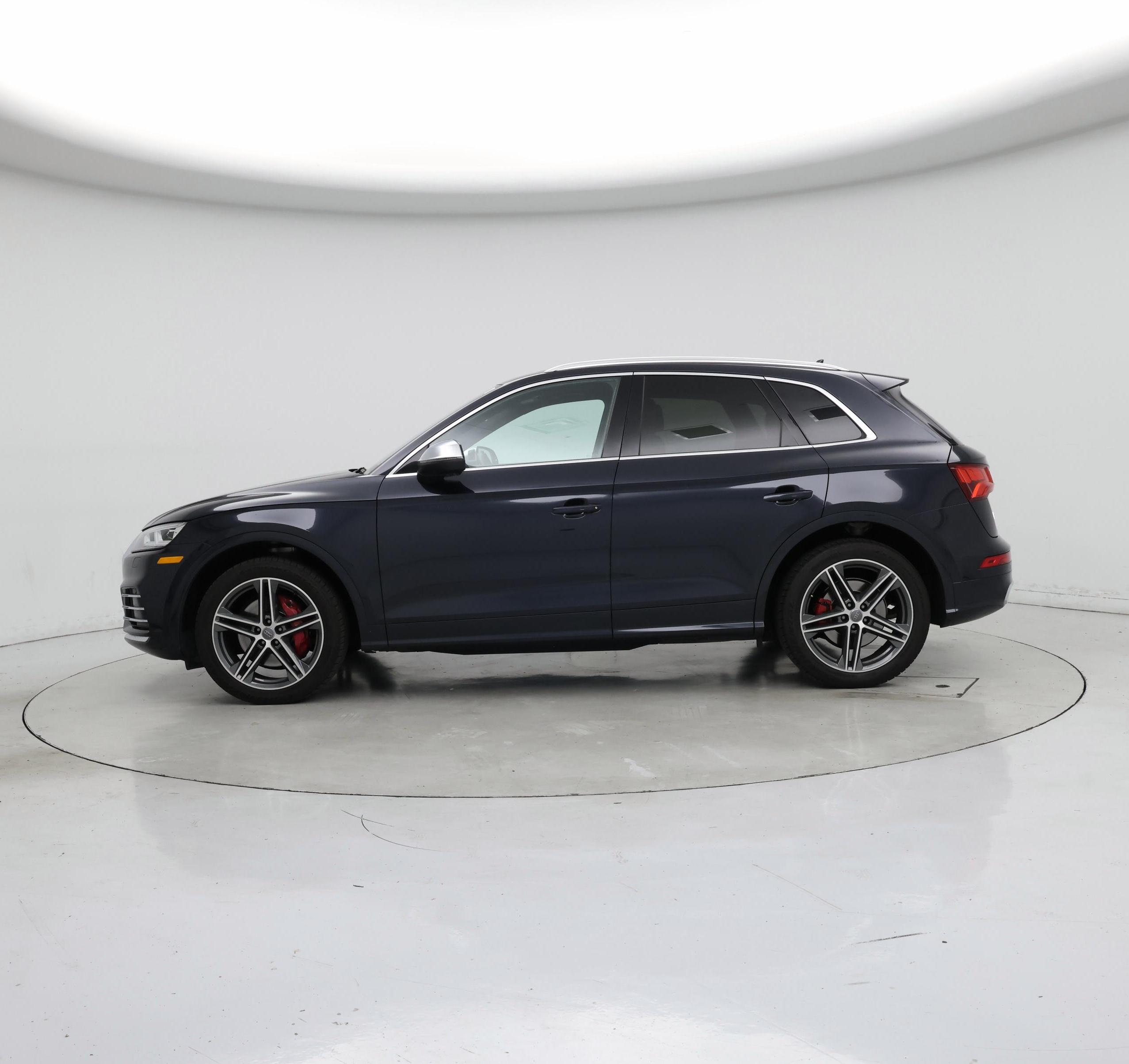 Thumbnail: 2019 Audi SQ5 - 3