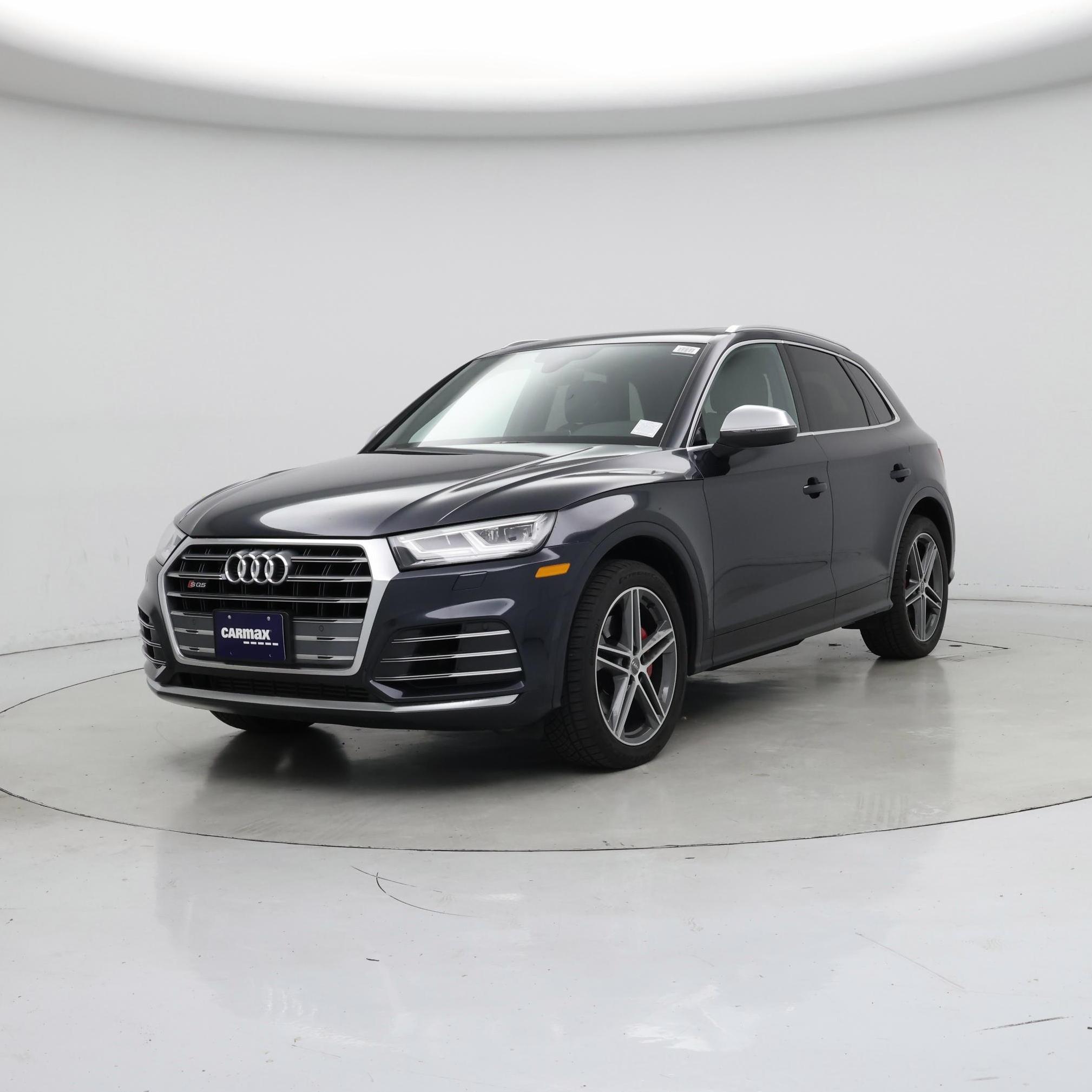 Thumbnail: 2019 Audi SQ5 - 4