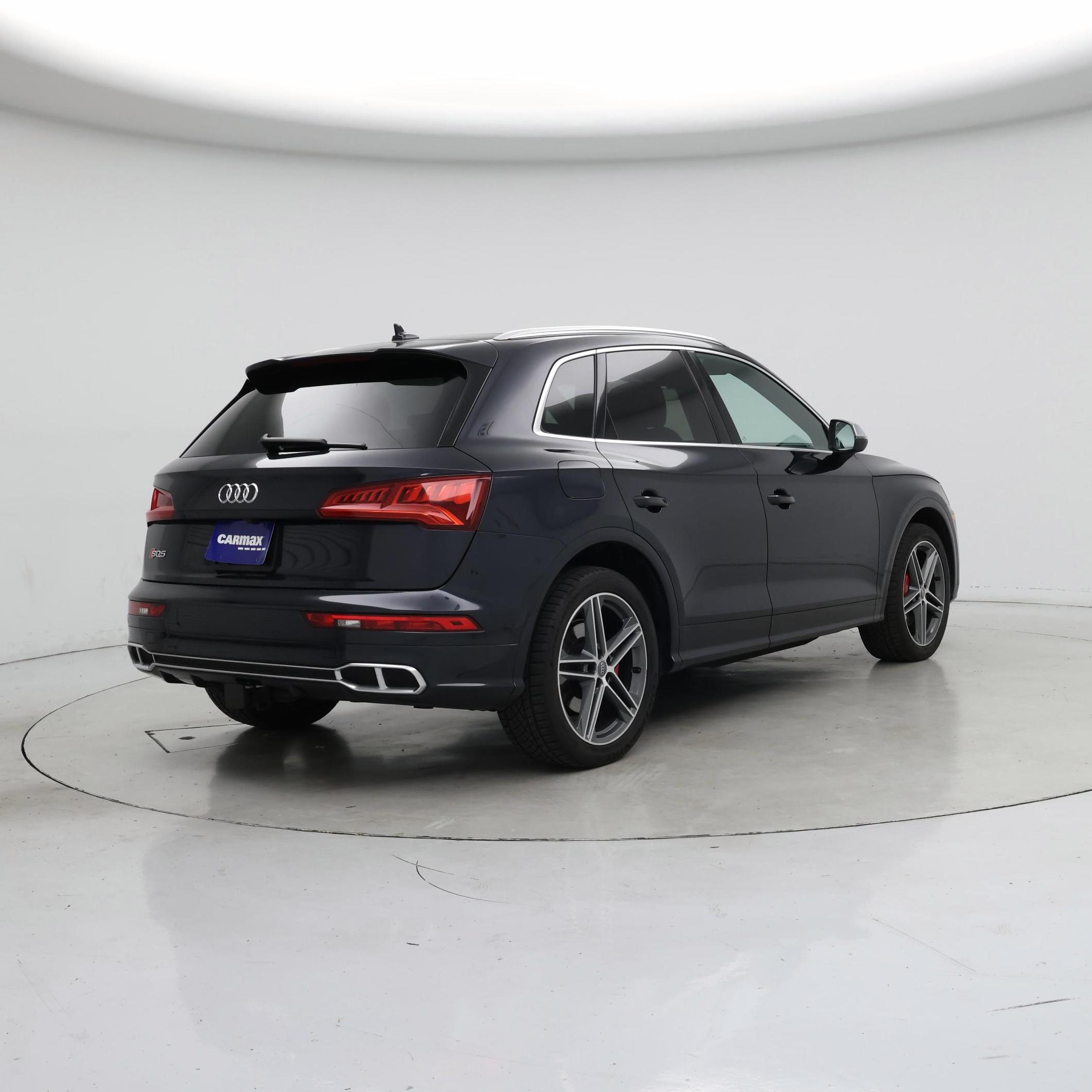 Thumbnail: 2019 Audi SQ5 - 8