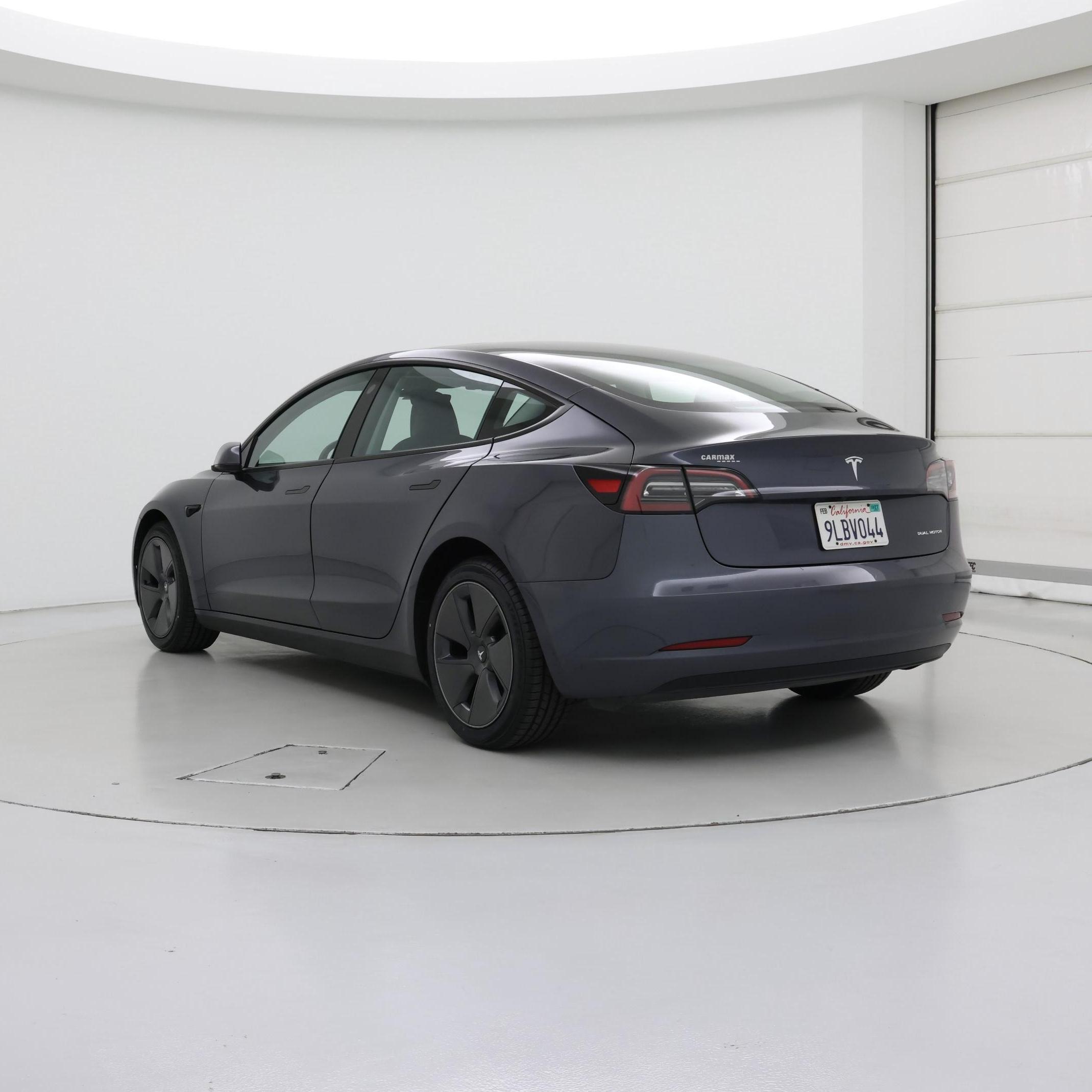 Thumbnail: 2023 Tesla Model 3 - 2