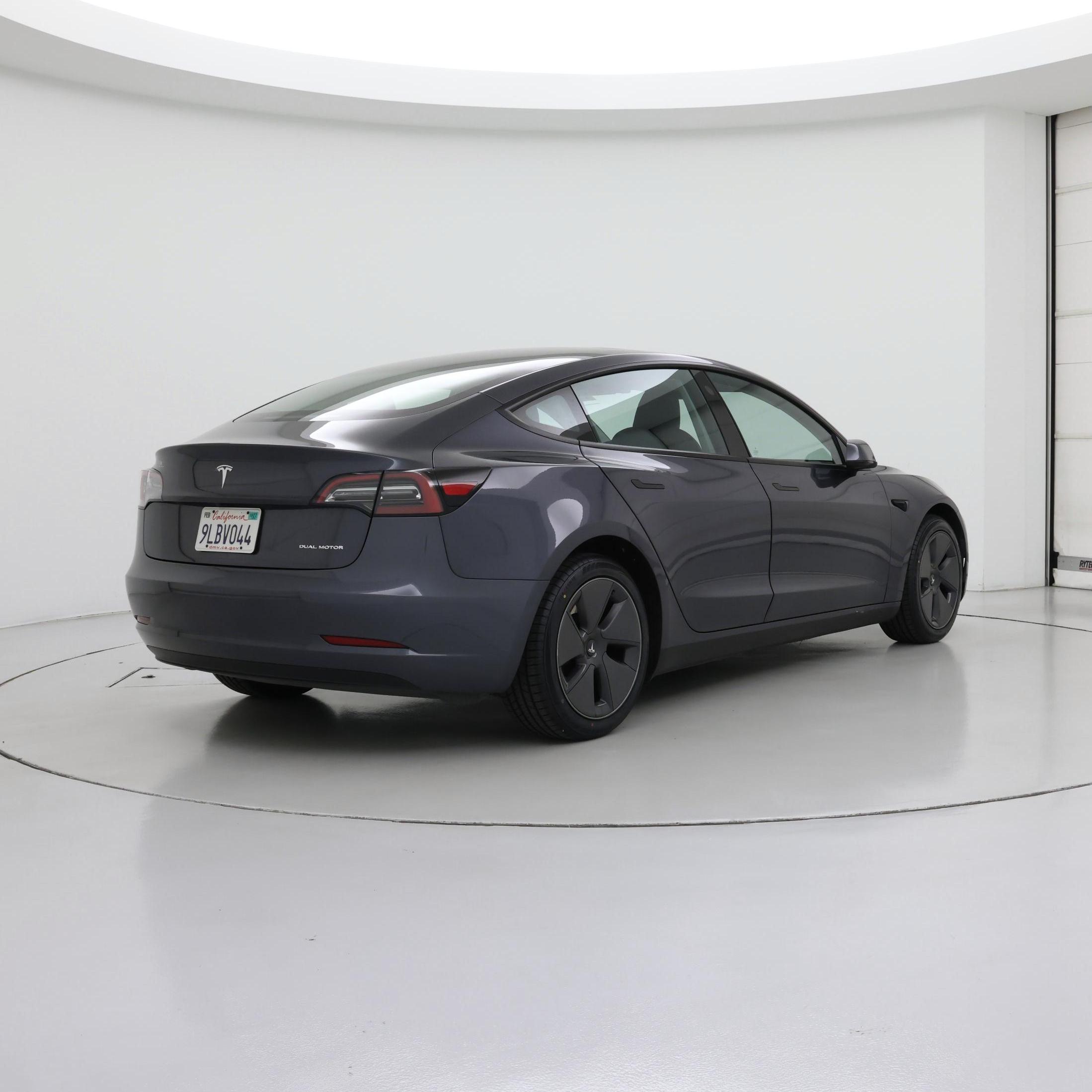 Thumbnail: 2023 Tesla Model 3 - 8