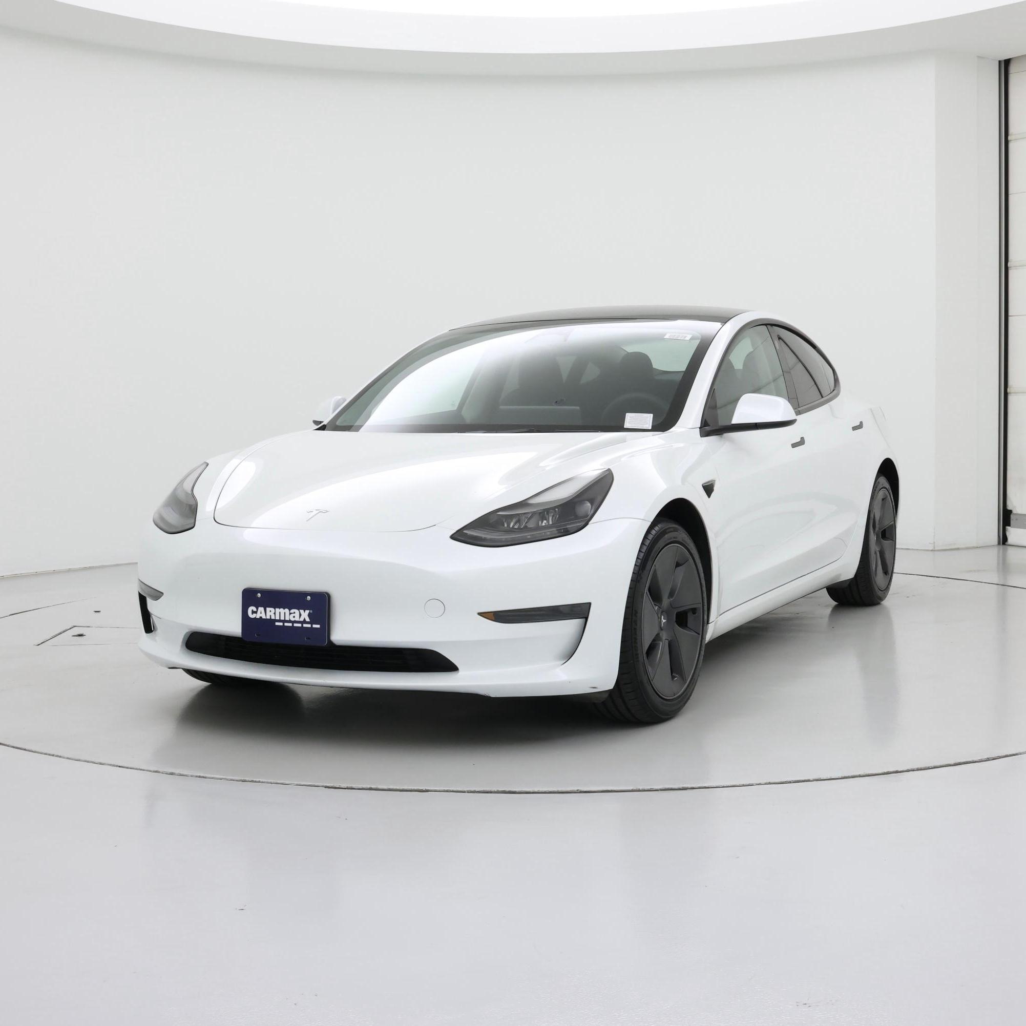 Thumbnail: 2023 Tesla Model 3 - 4
