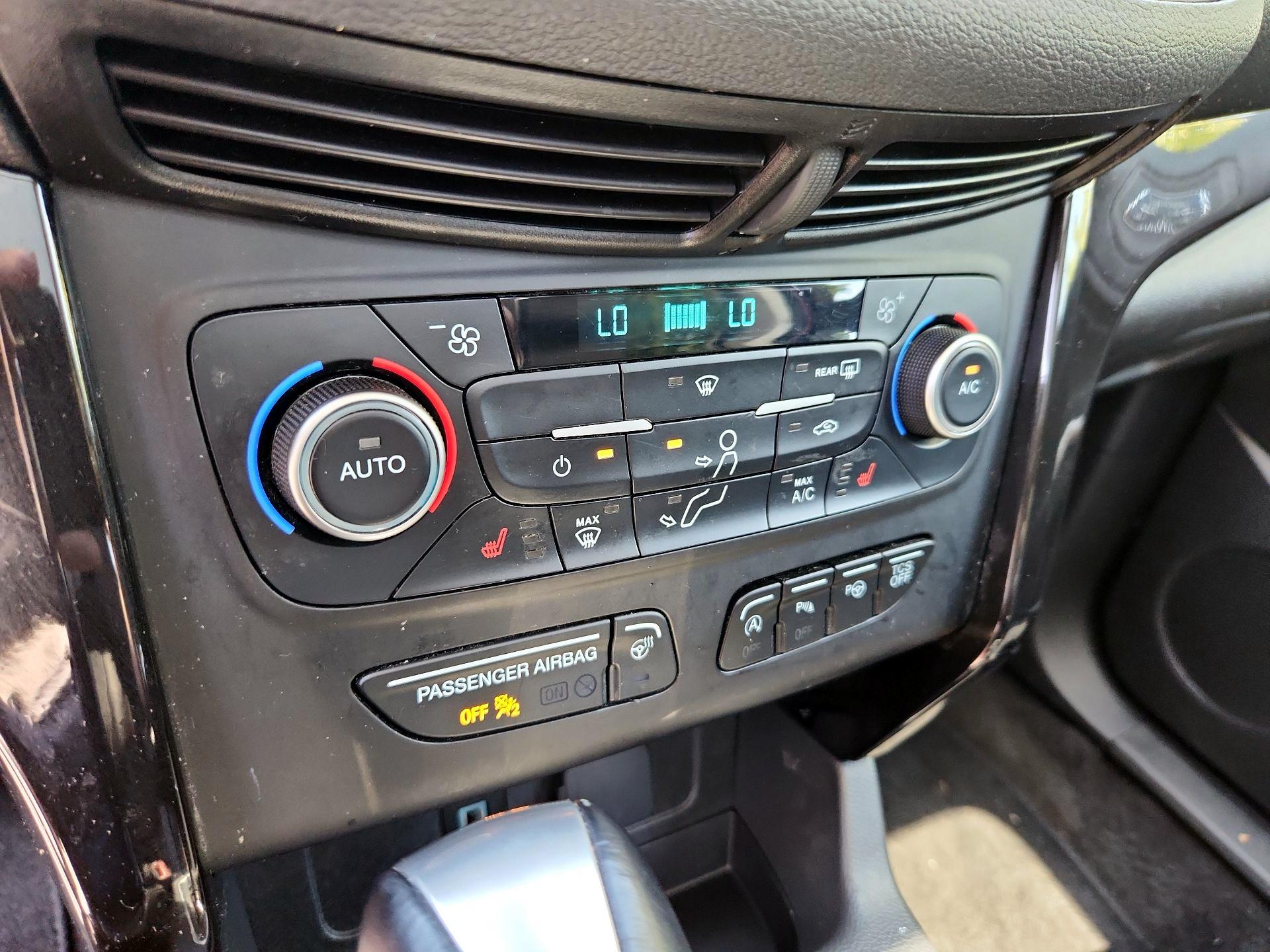Thumbnail: 2018 Ford Escape - 15