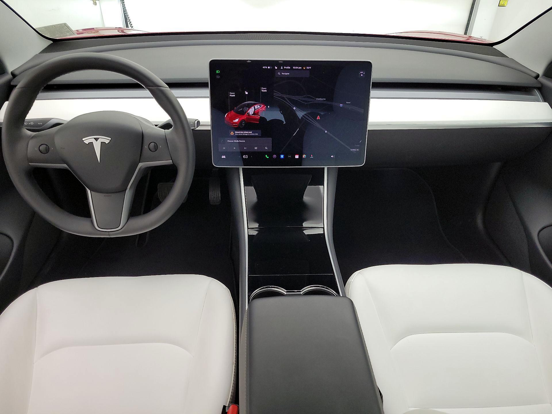 Thumbnail: 2020 Tesla Model 3 - 9