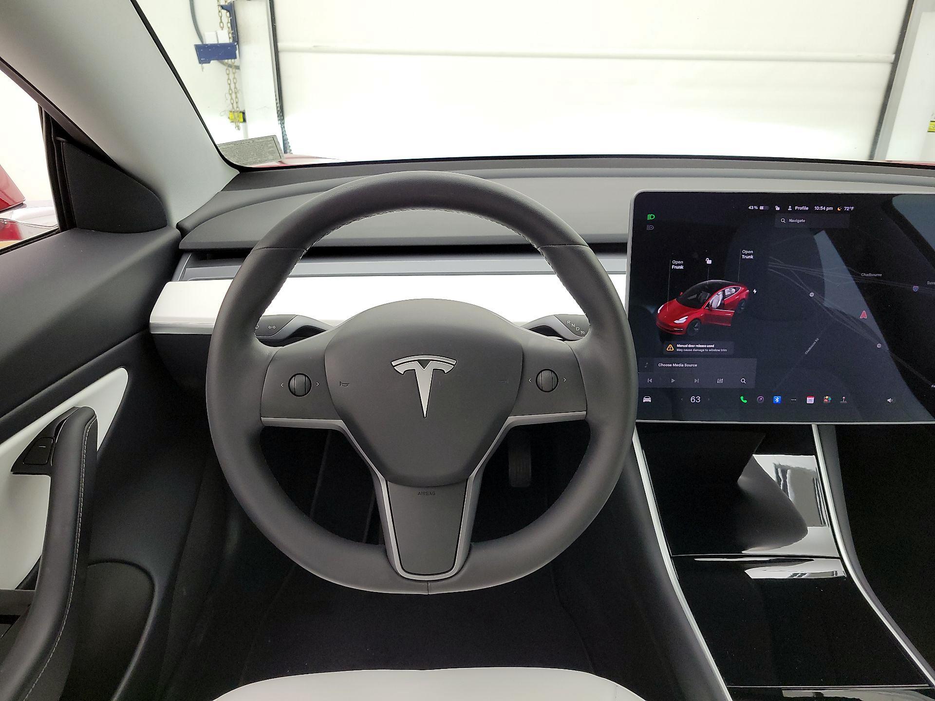Thumbnail: 2020 Tesla Model 3 - 10