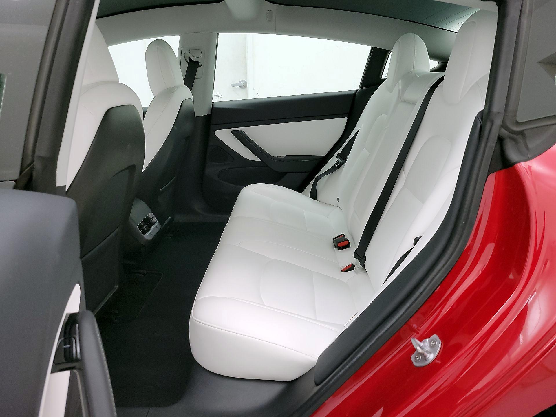 Thumbnail: 2020 Tesla Model 3 - 18
