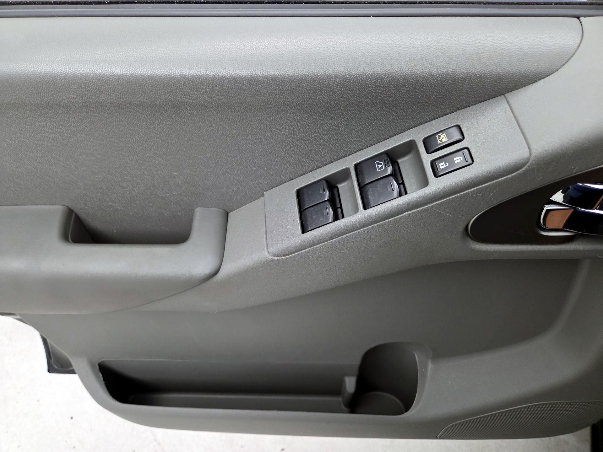 Thumbnail: 2014 Nissan Frontier - 12