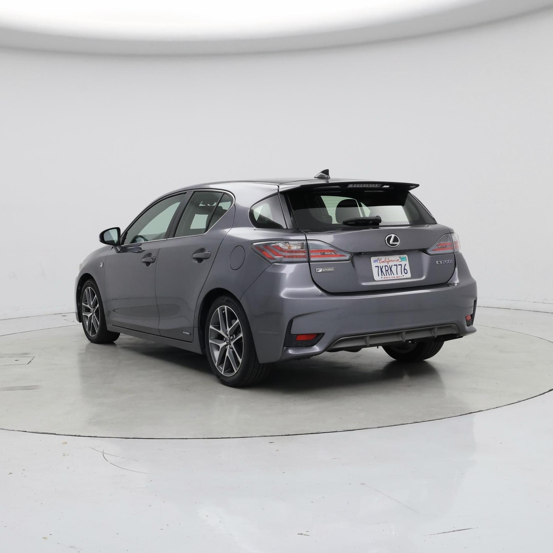 Thumbnail: 2015 Lexus CT - 2