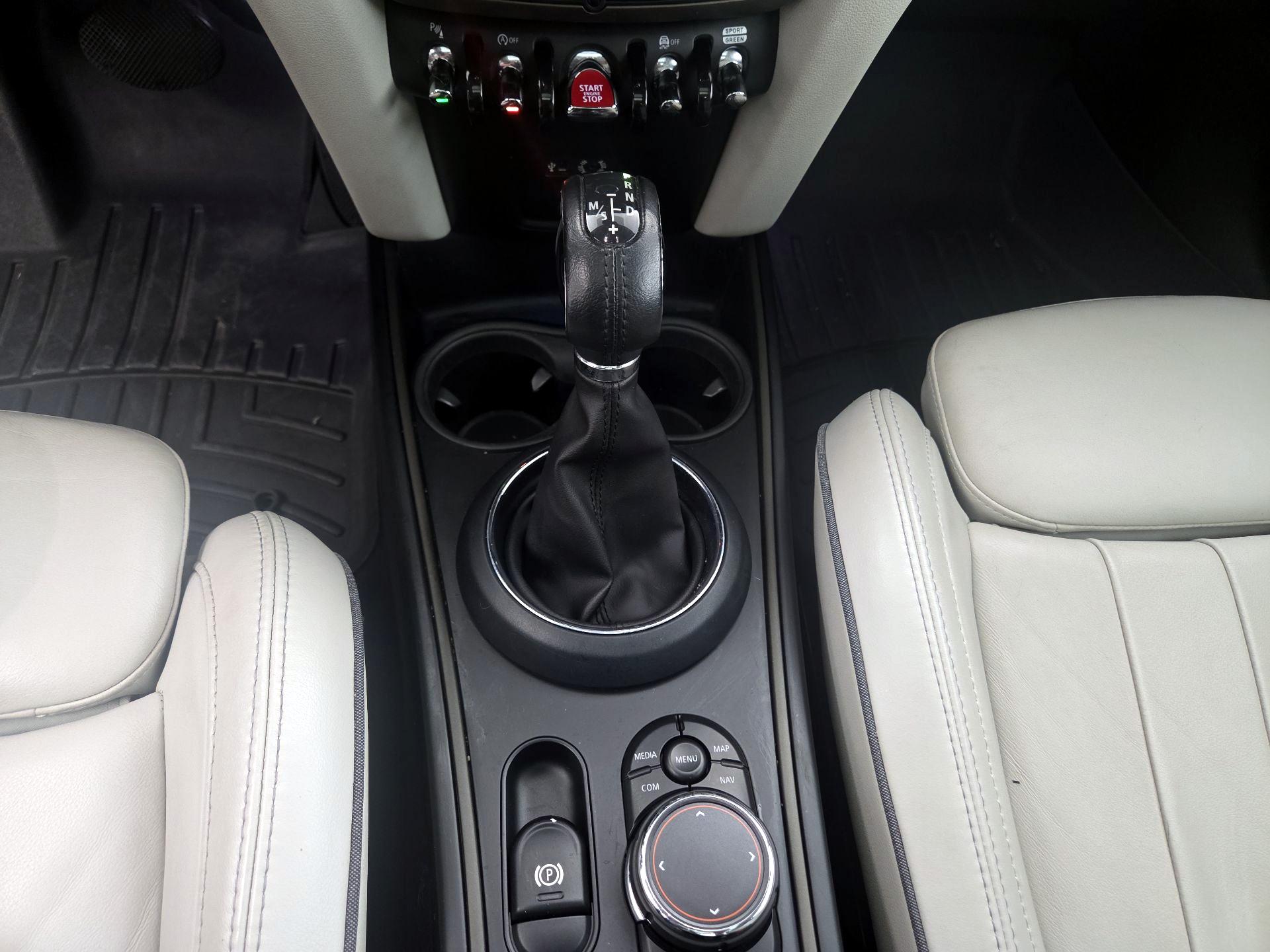 Thumbnail: 2018 MINI Cooper Countryman - 18
