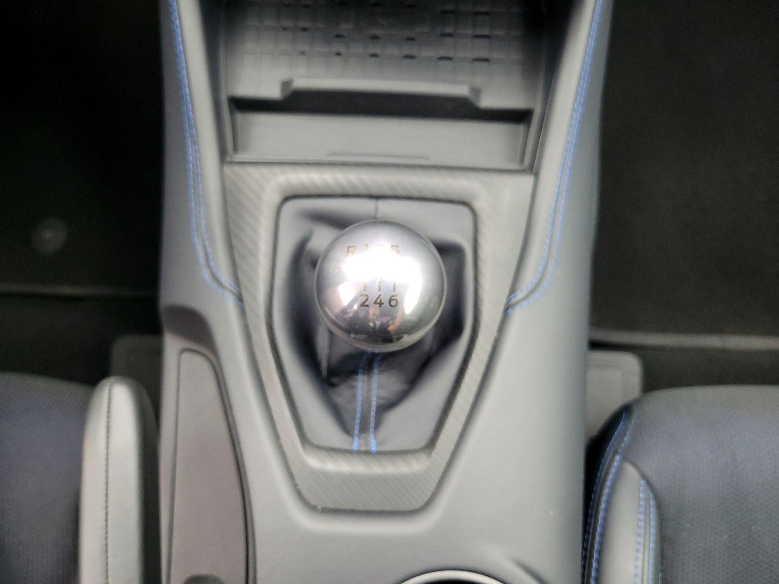 2024 Ford Mustang Dark Horse - Photo 19