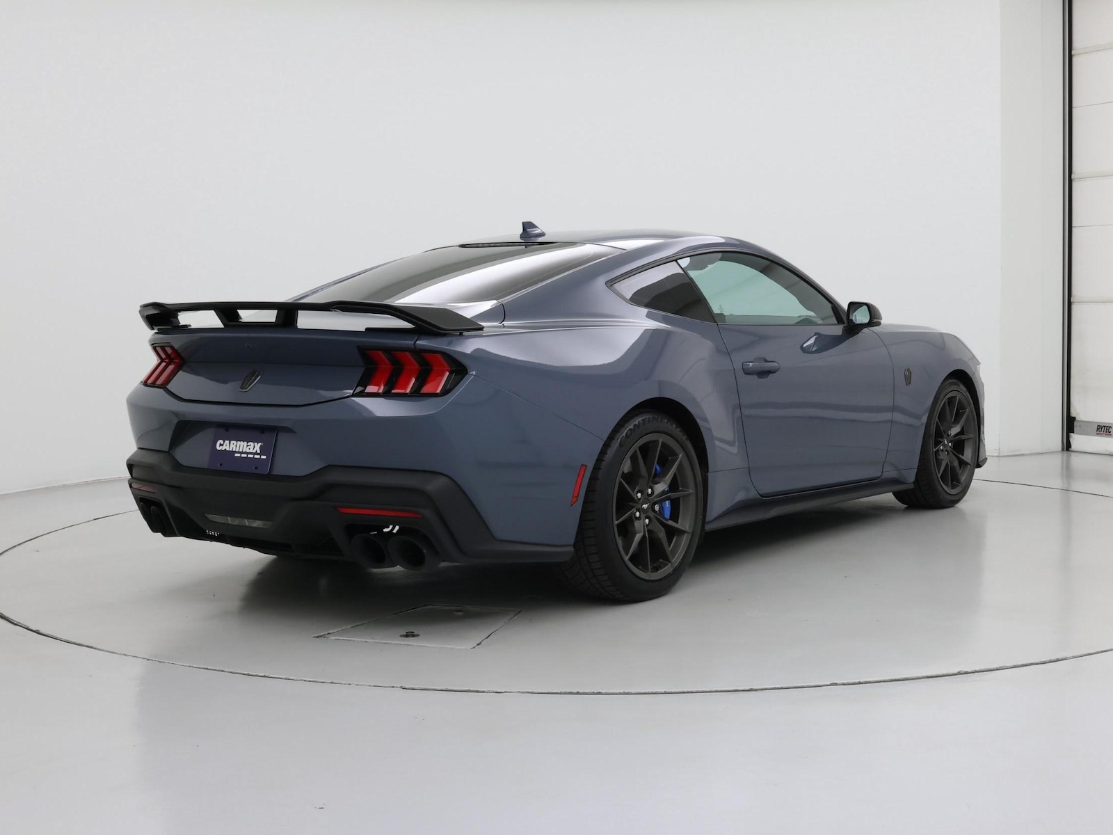 2024 Ford Mustang Dark Horse - Photo 9