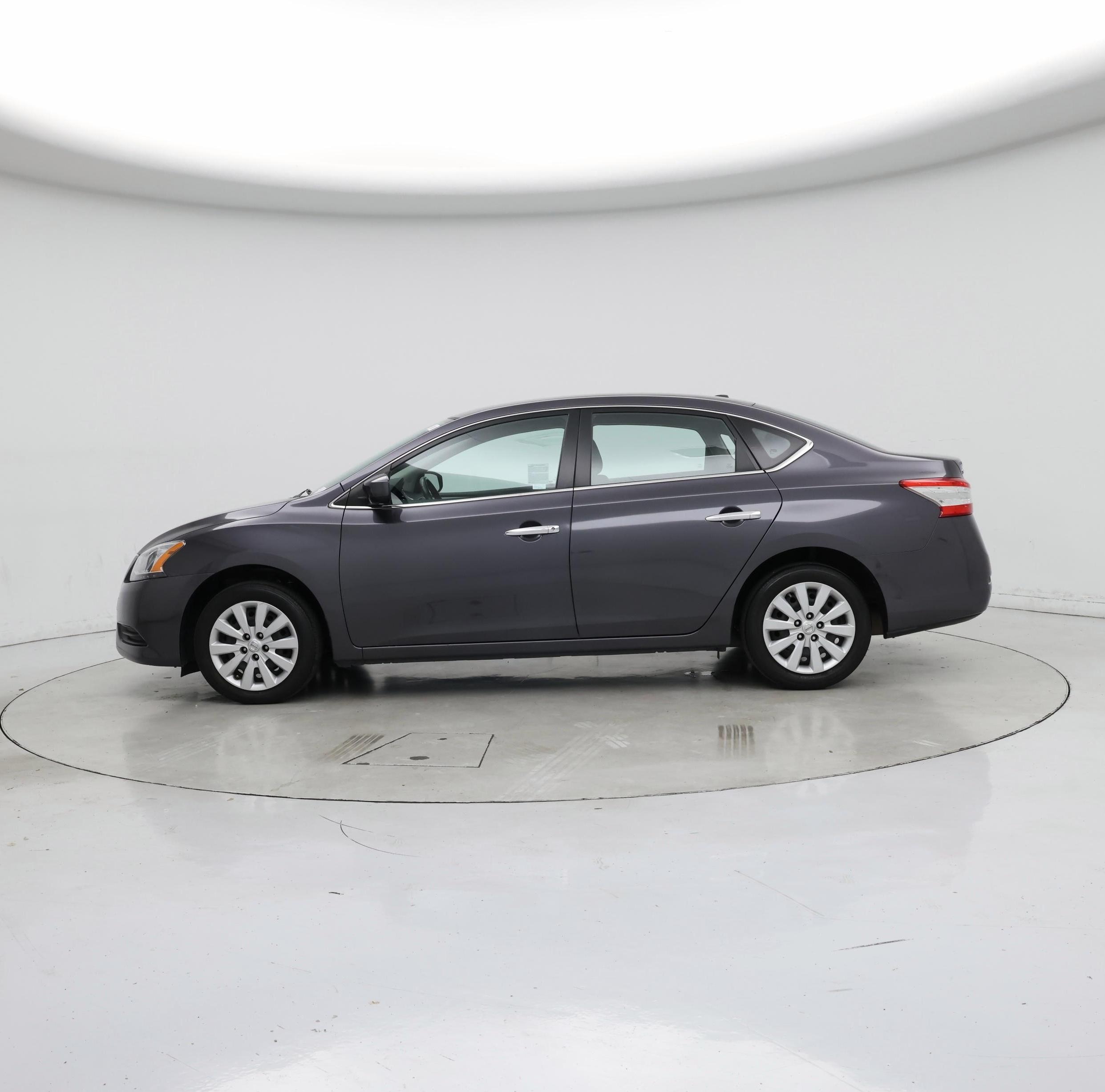 Thumbnail: 2015 Nissan Sentra - 3