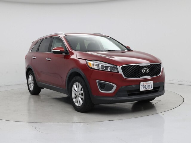 Red 2017 Kia Sorento L FWD SUV / Crossover Front-Wheel Drive Automatic