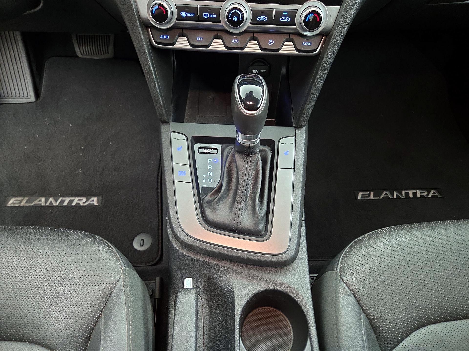 Thumbnail: 2019 Hyundai Elantra - 18
