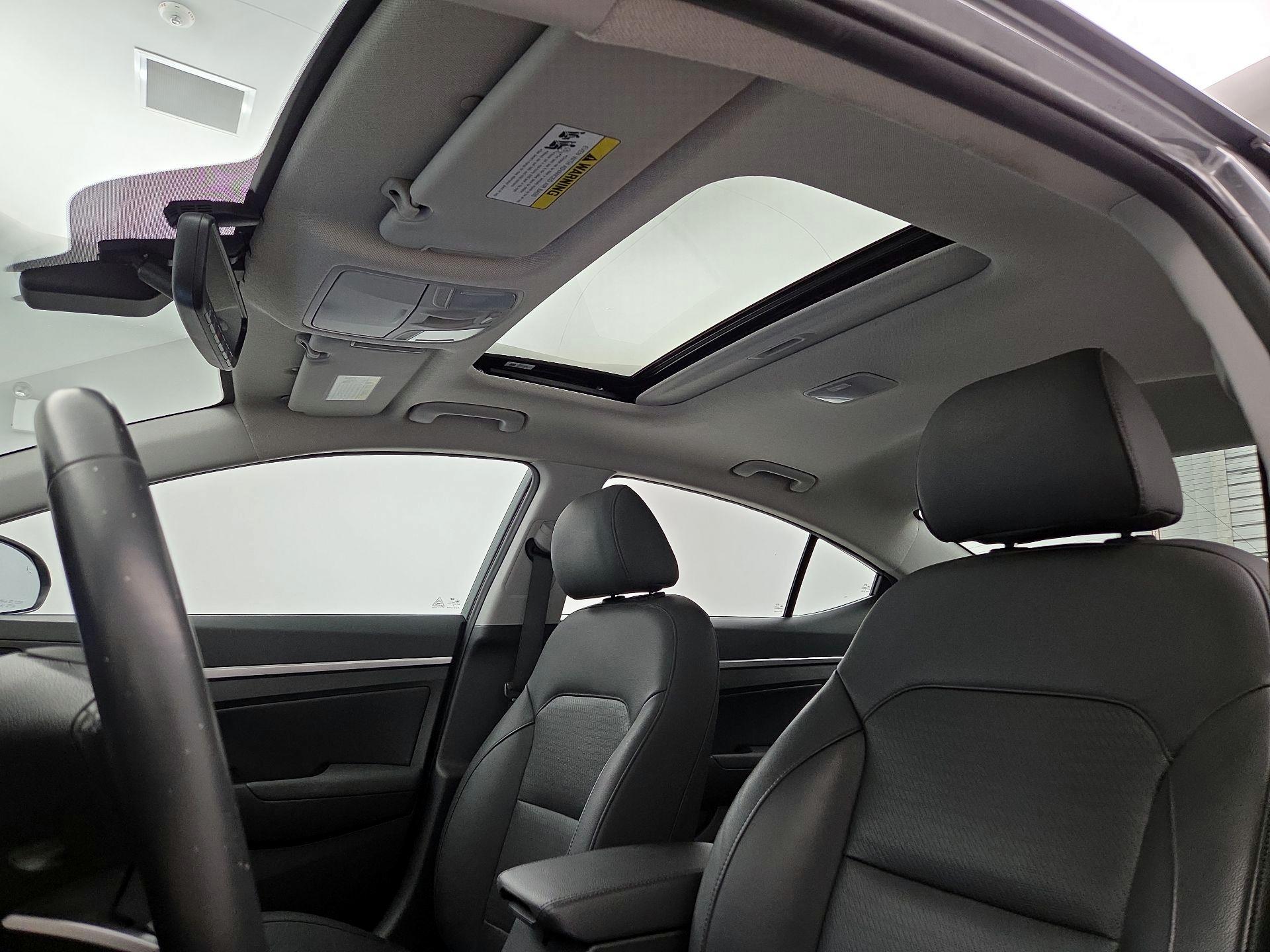 Thumbnail: 2019 Hyundai Elantra - 20