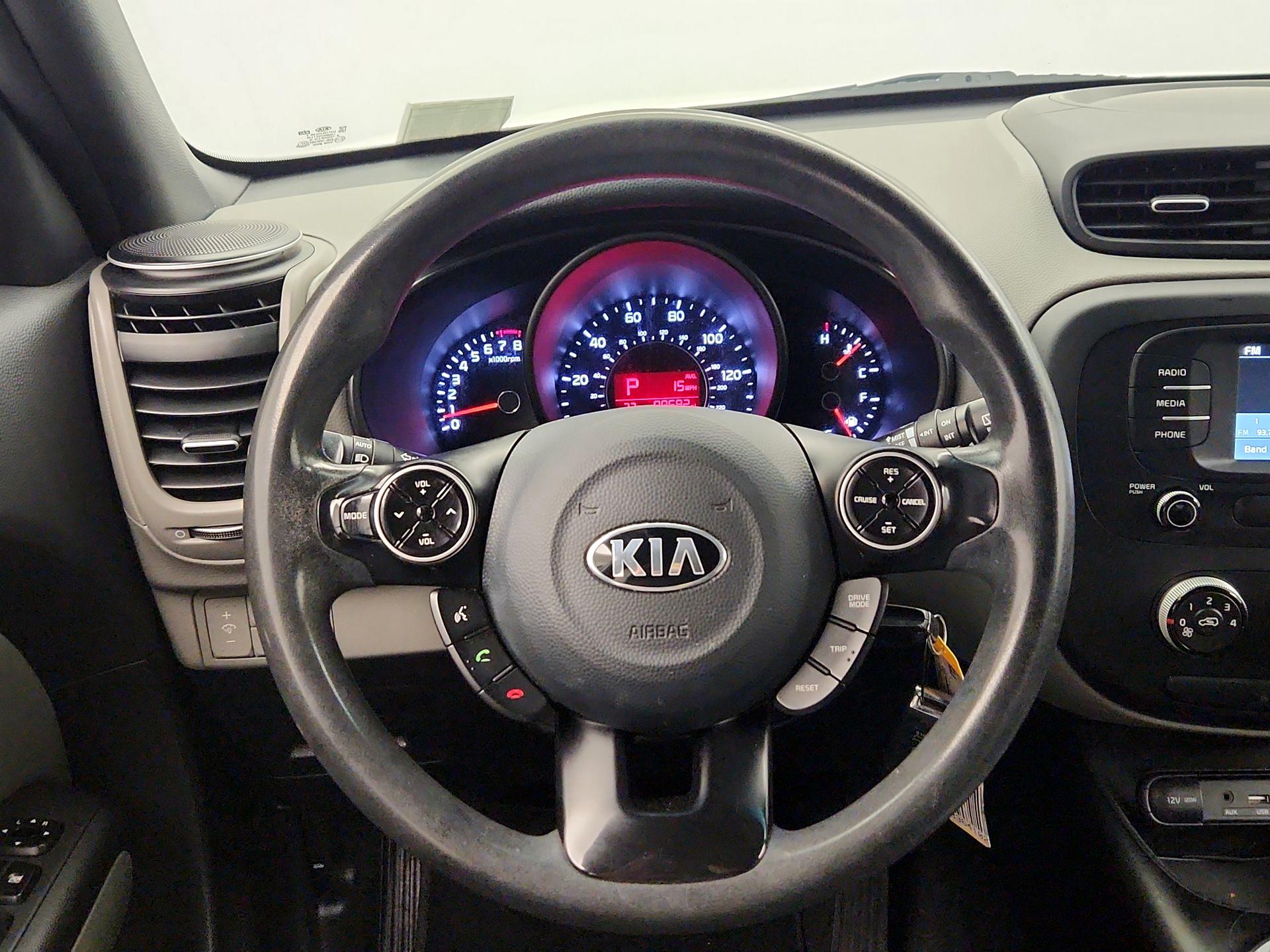 Thumbnail: 2019 Kia Soul - 10