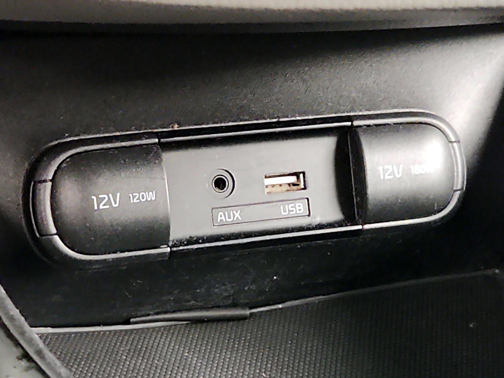 Thumbnail: 2019 Kia Soul - 18