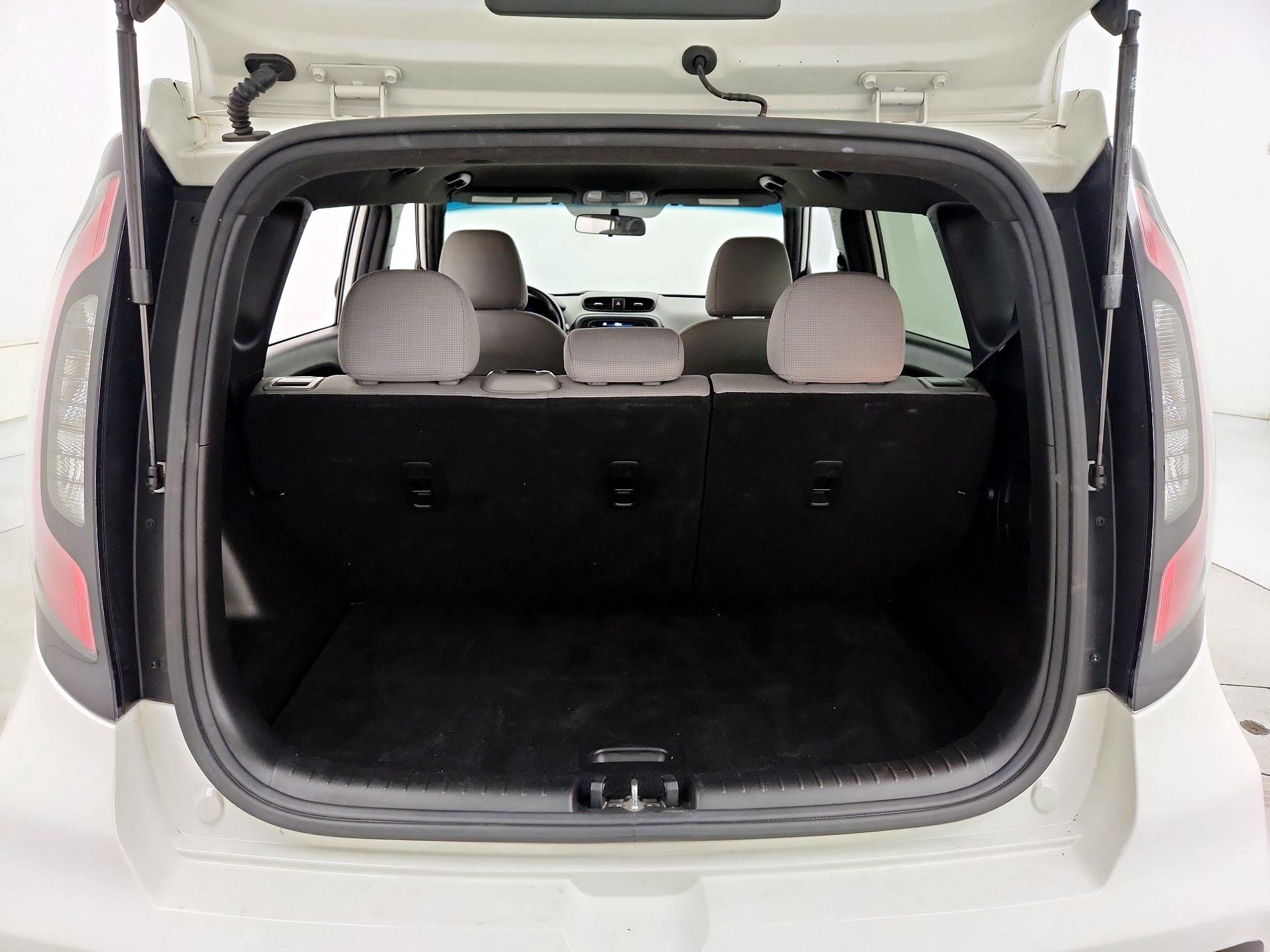 Thumbnail: 2019 Kia Soul - 20