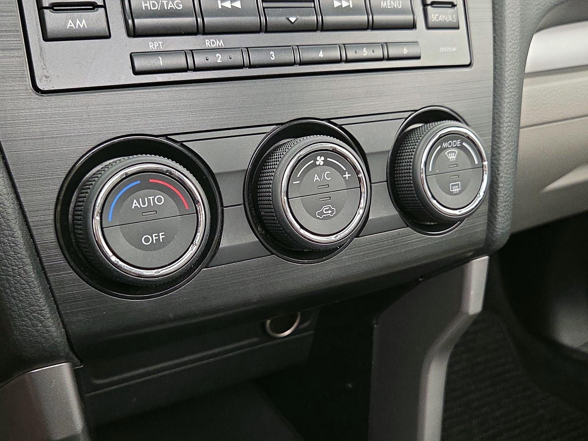 Thumbnail: 2015 Subaru Forester - 16