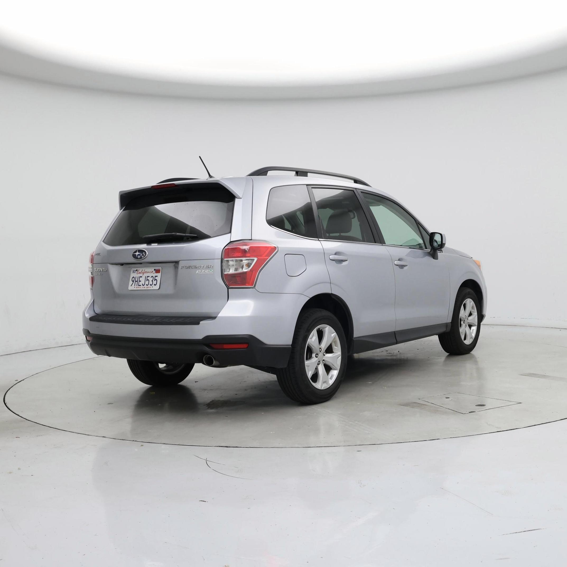 Thumbnail: 2015 Subaru Forester - 8