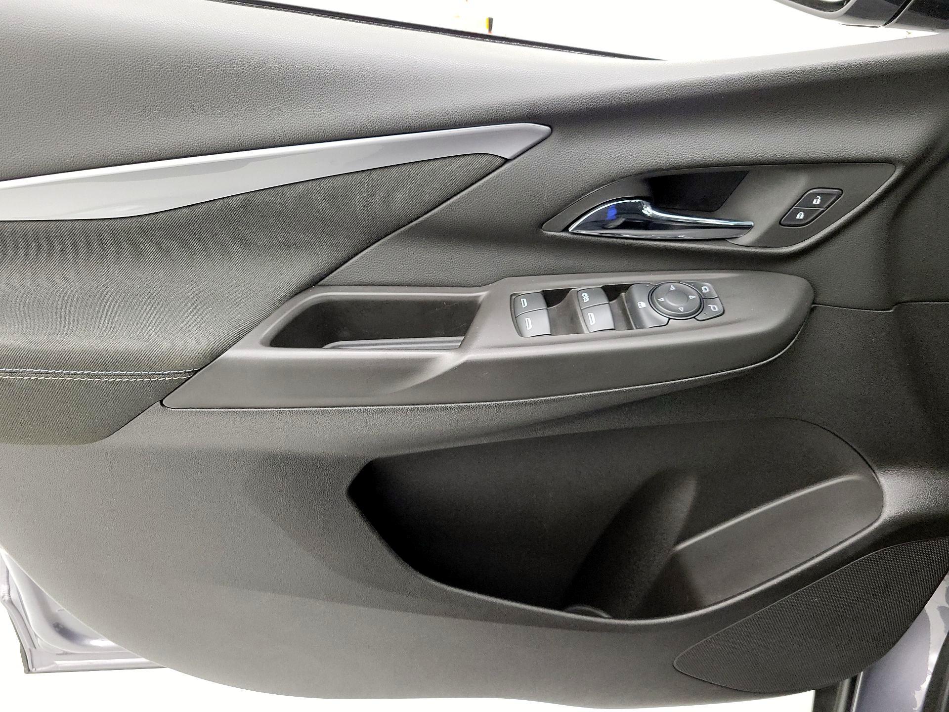 Thumbnail: 2023 Chevrolet Bolt EV - 12