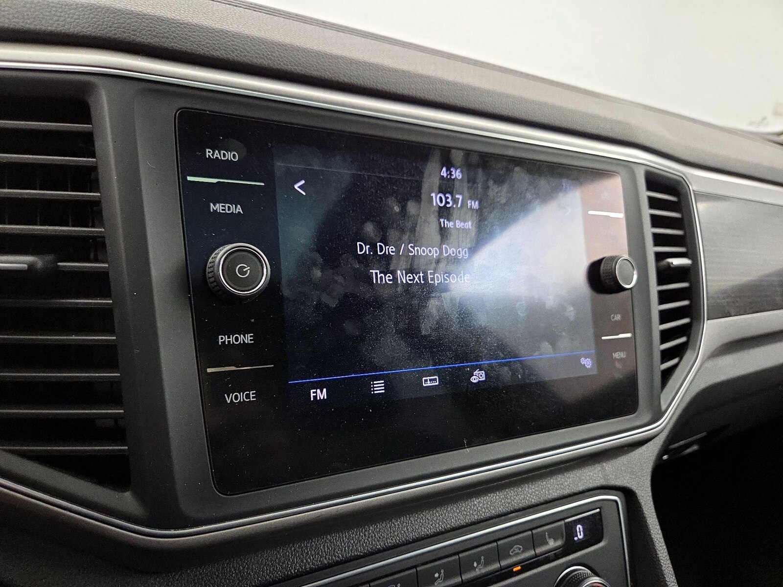 2019 Volkswagen Atlas SE R-Line w/Tech - Photo 16