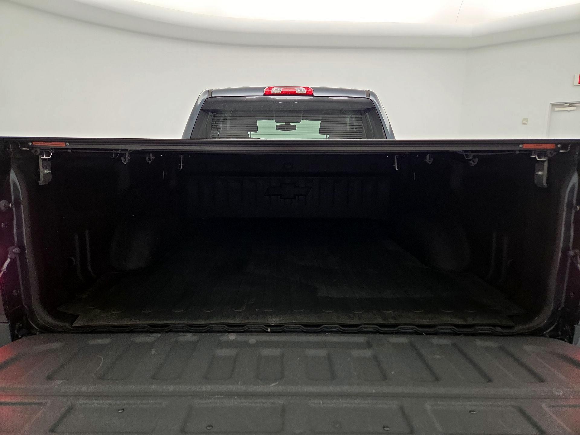 Thumbnail: 2019 Chevrolet Silverado 1500 - 20