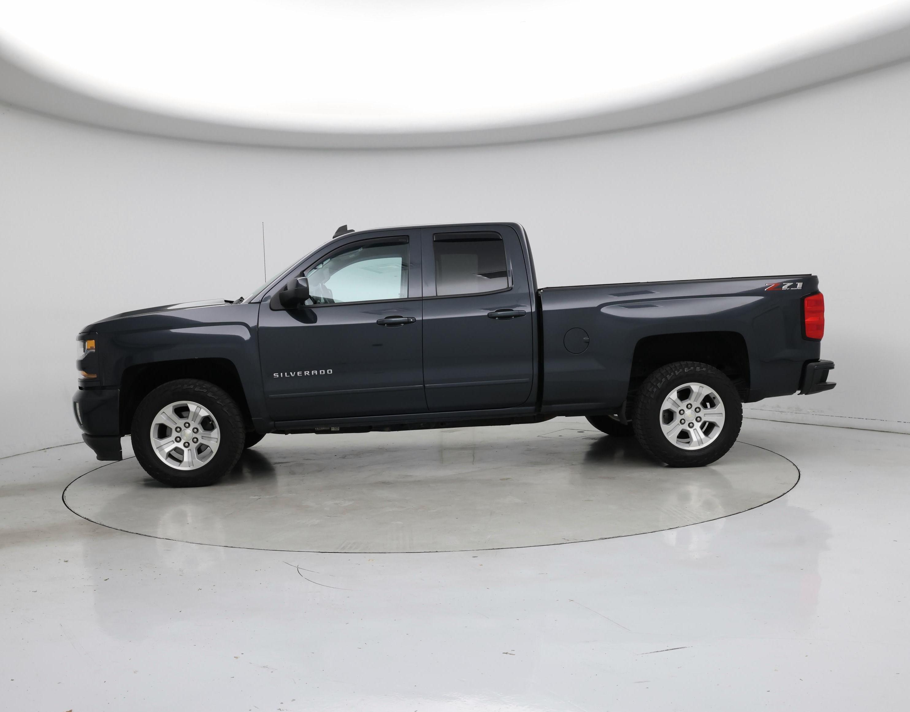 Thumbnail: 2019 Chevrolet Silverado 1500 - 3