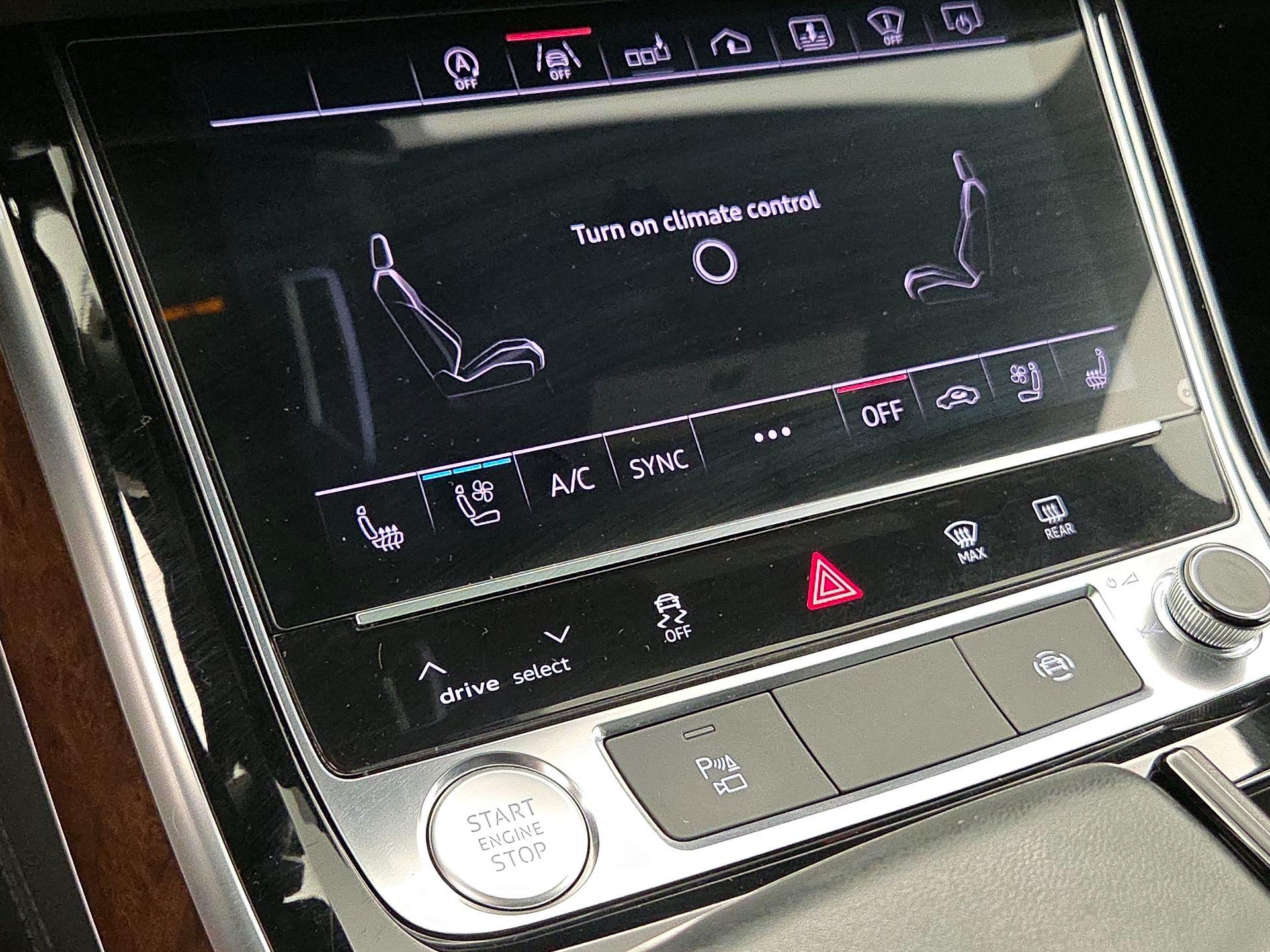 Thumbnail: 2019 Audi A8 - 17