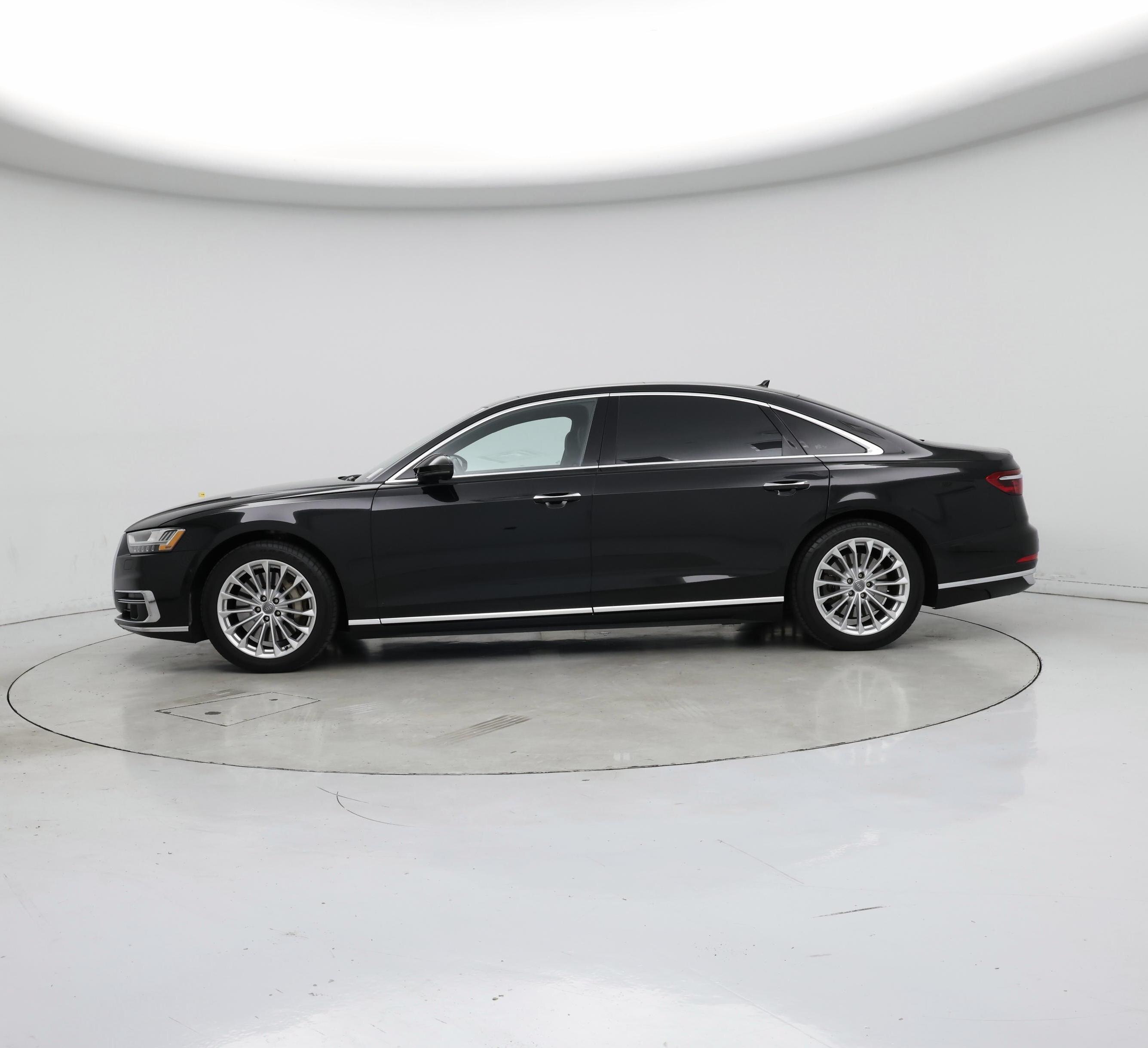 Thumbnail: 2019 Audi A8 - 3