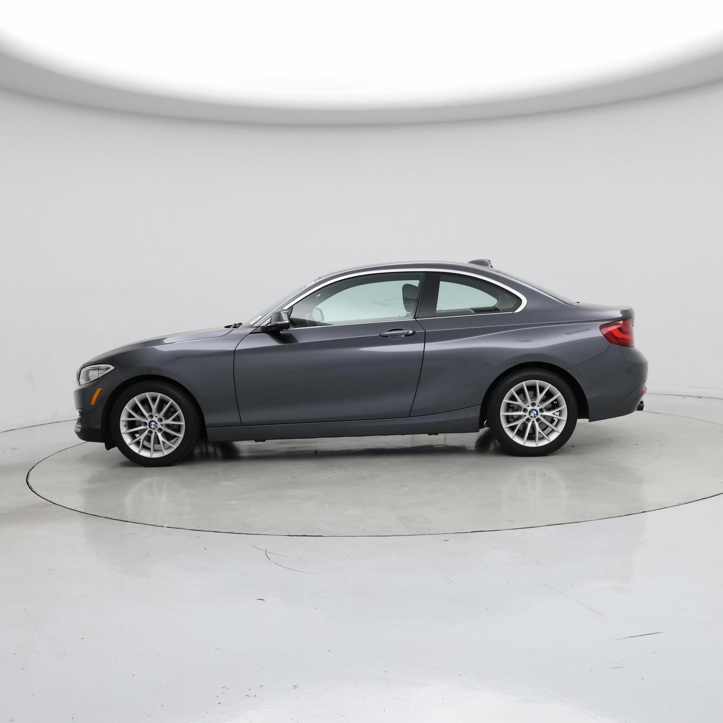 Thumbnail: 2016 BMW 2 Series - 3