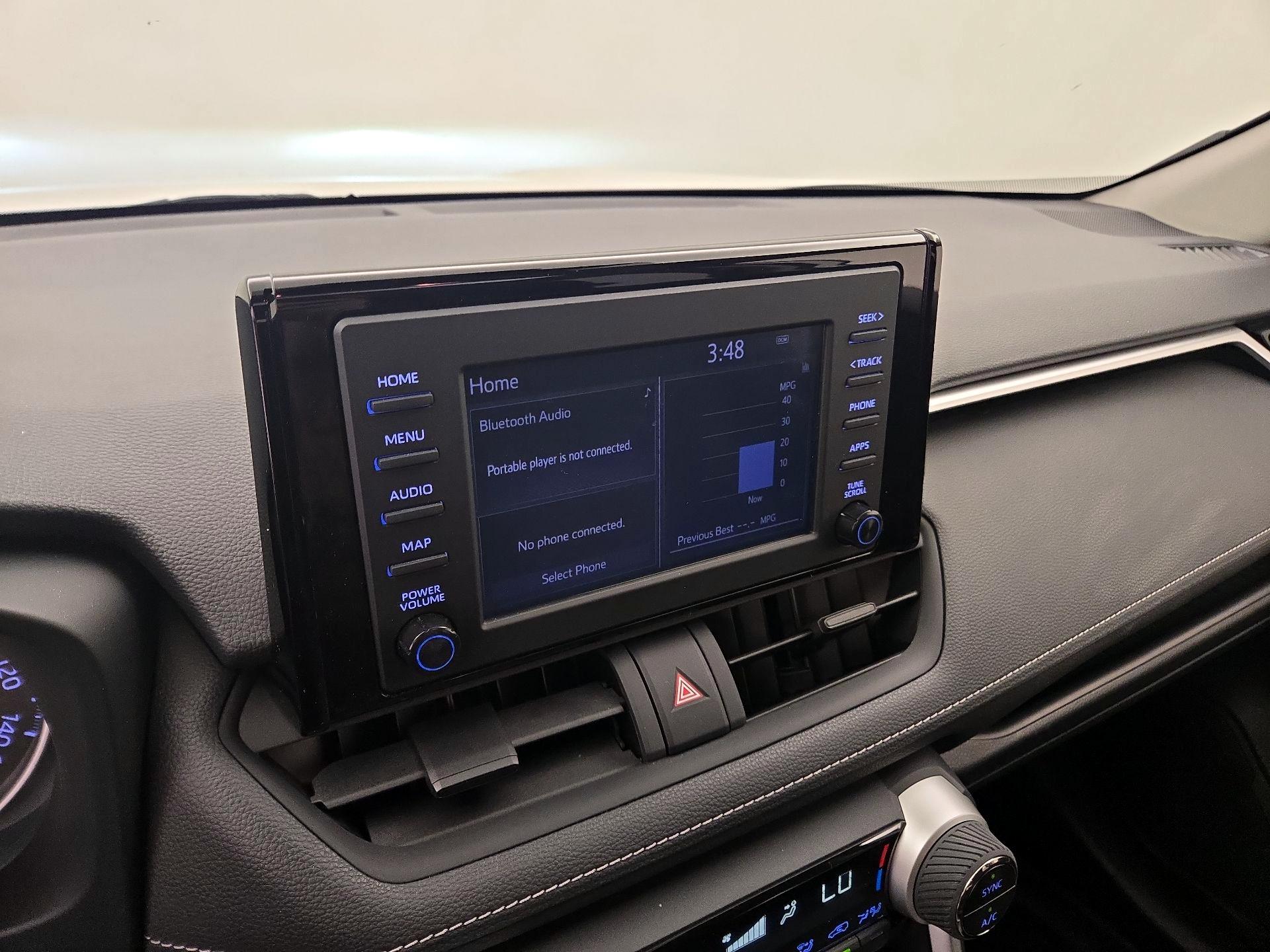 Thumbnail: 2019 Toyota RAV4 - 14