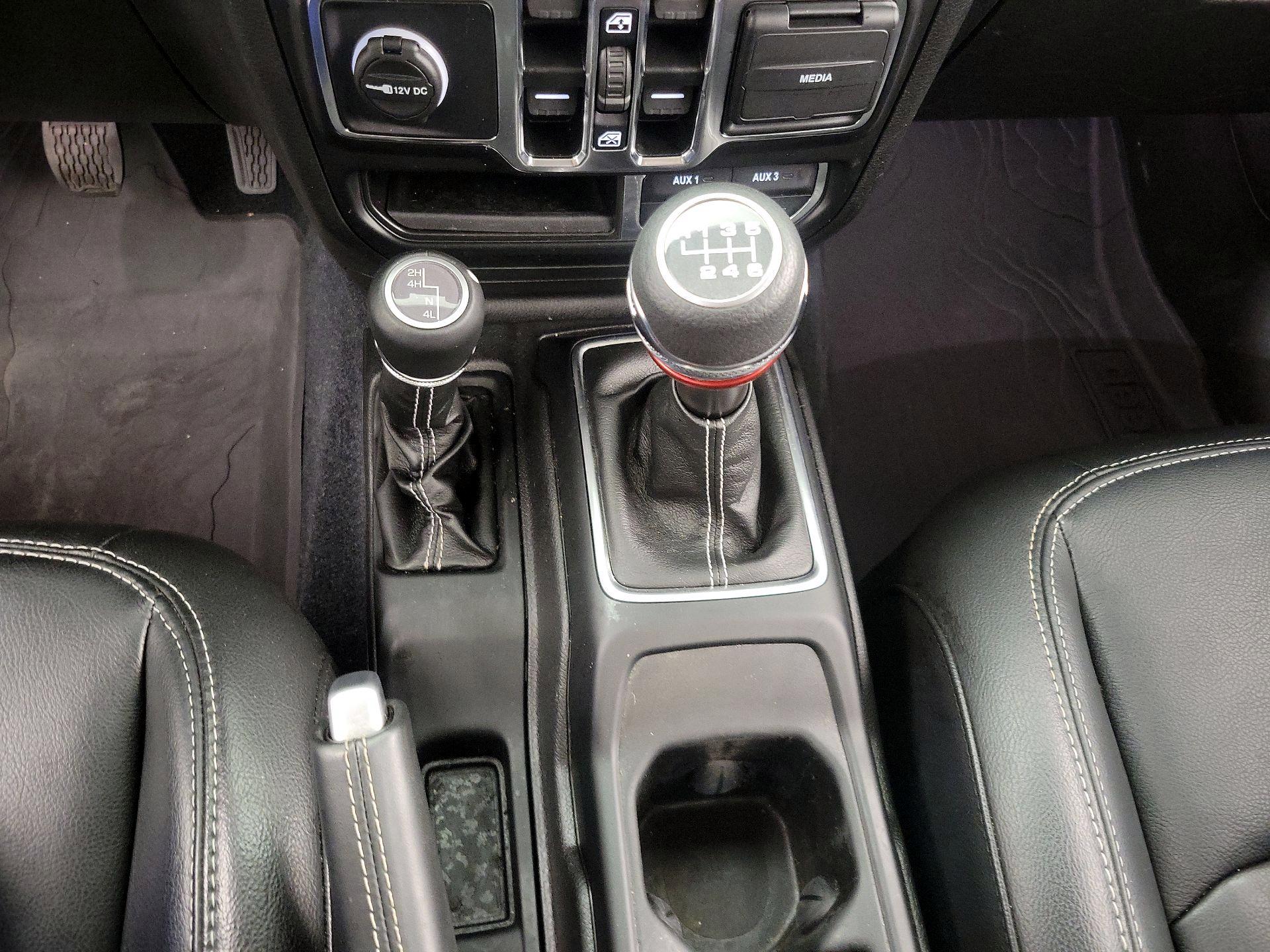 Thumbnail: 2022 Jeep Wrangler - 18