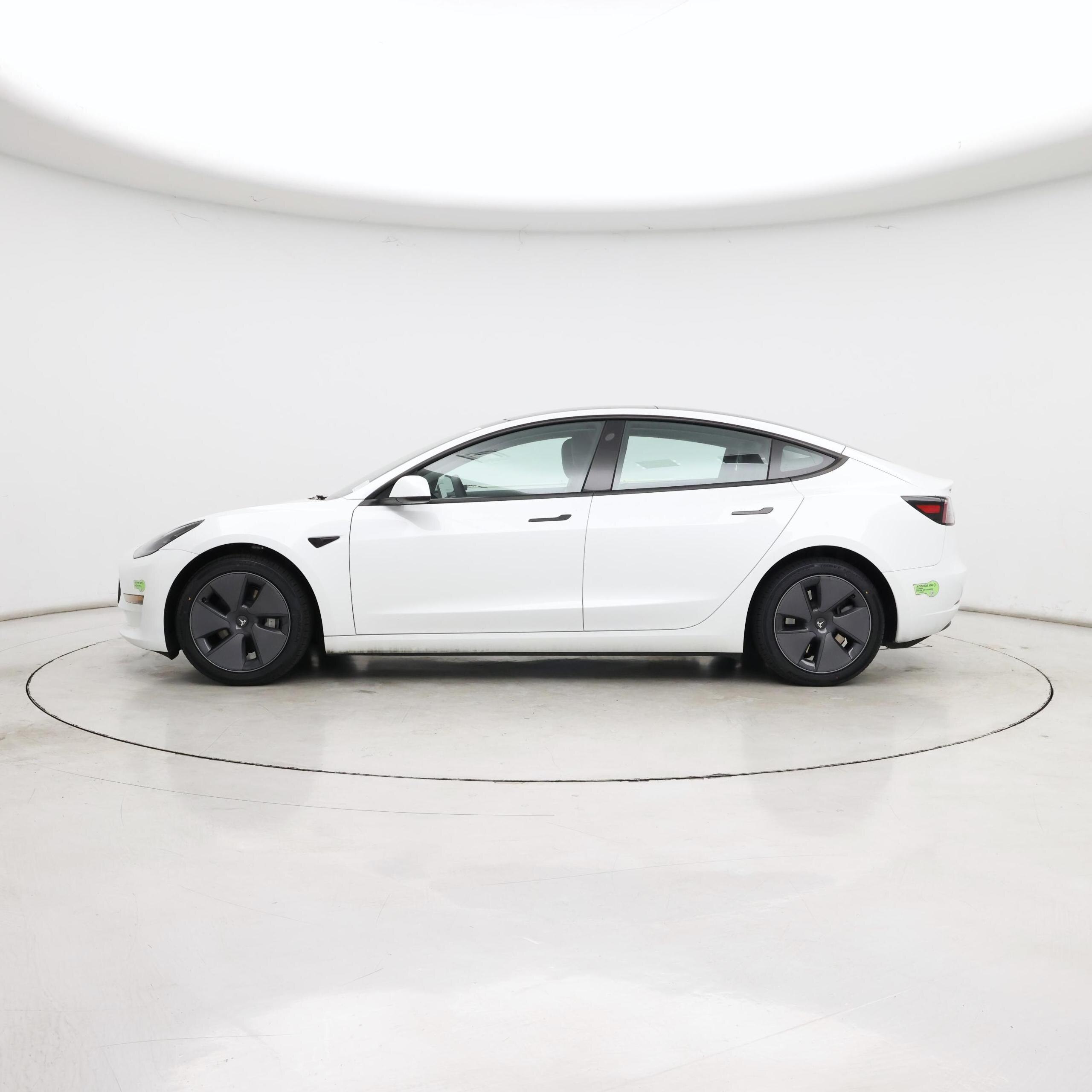 Thumbnail: 2023 Tesla Model 3 - 3